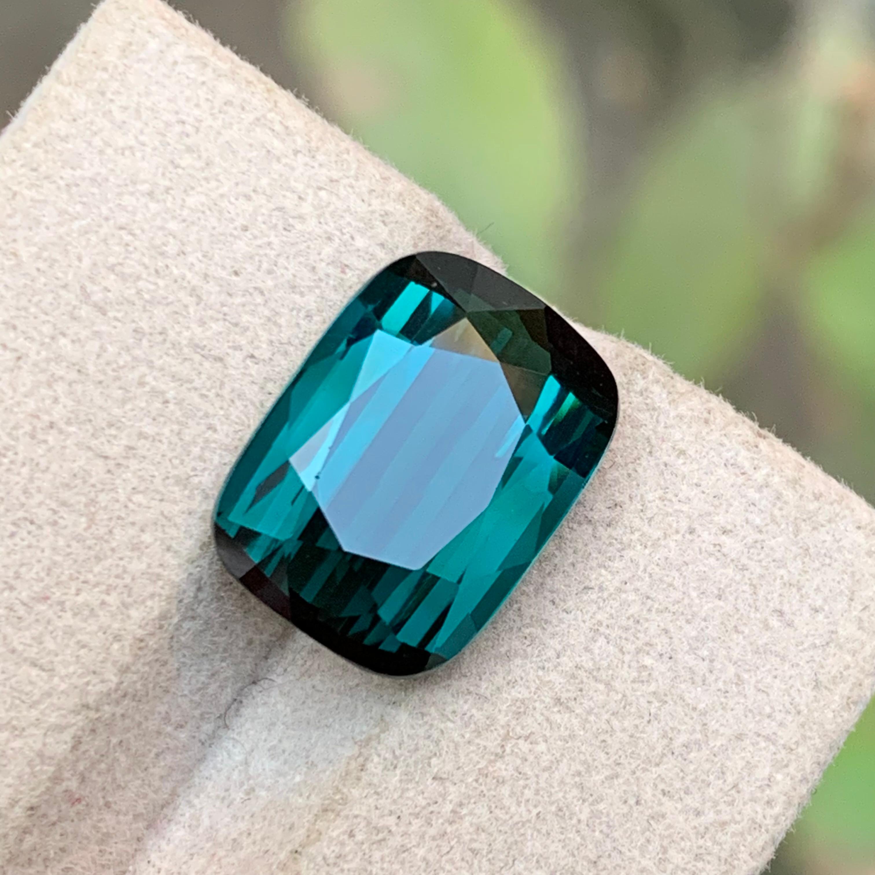 Contemporain Bague en tourmaline naturelle bleu indicolite foncé taille coussin 10 carats en vente