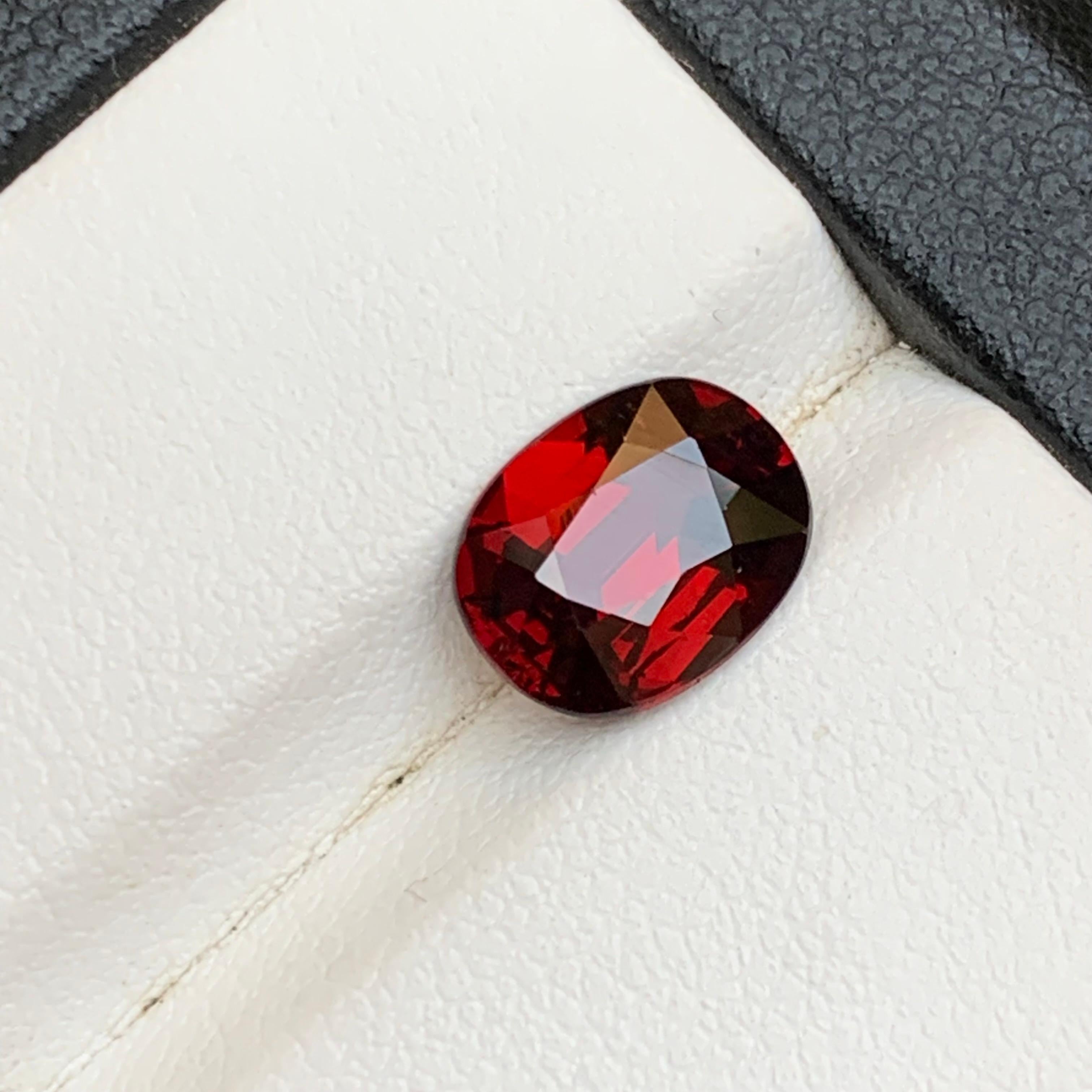 Darkish Red Rhodolite Garnet 3.12 Ct Natural Loose Gemstone Oval Cut for Ring For Sale 5