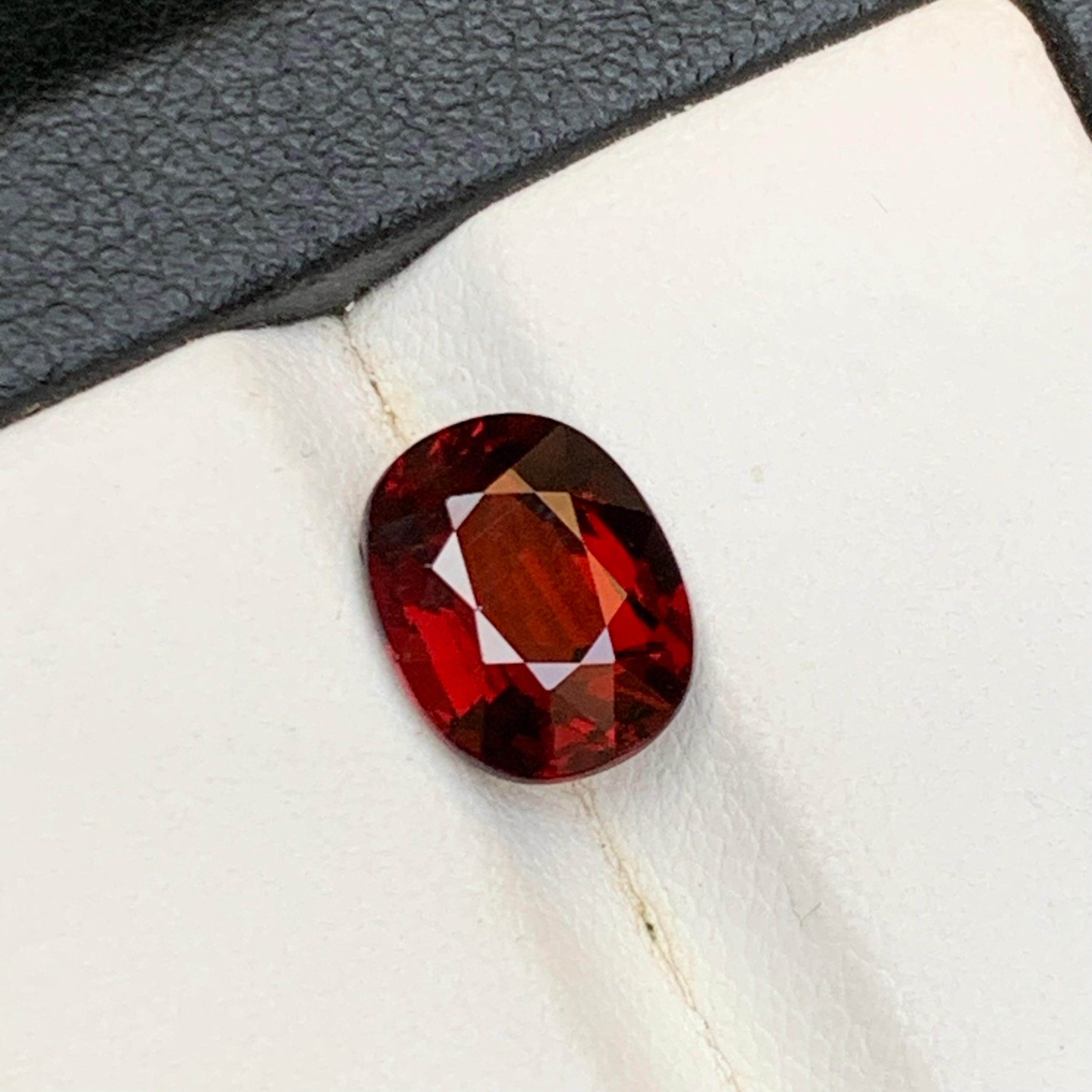 Darkish Red Rhodolite Garnet 3.12 Ct Natural Loose Gemstone Oval Cut for Ring For Sale 3