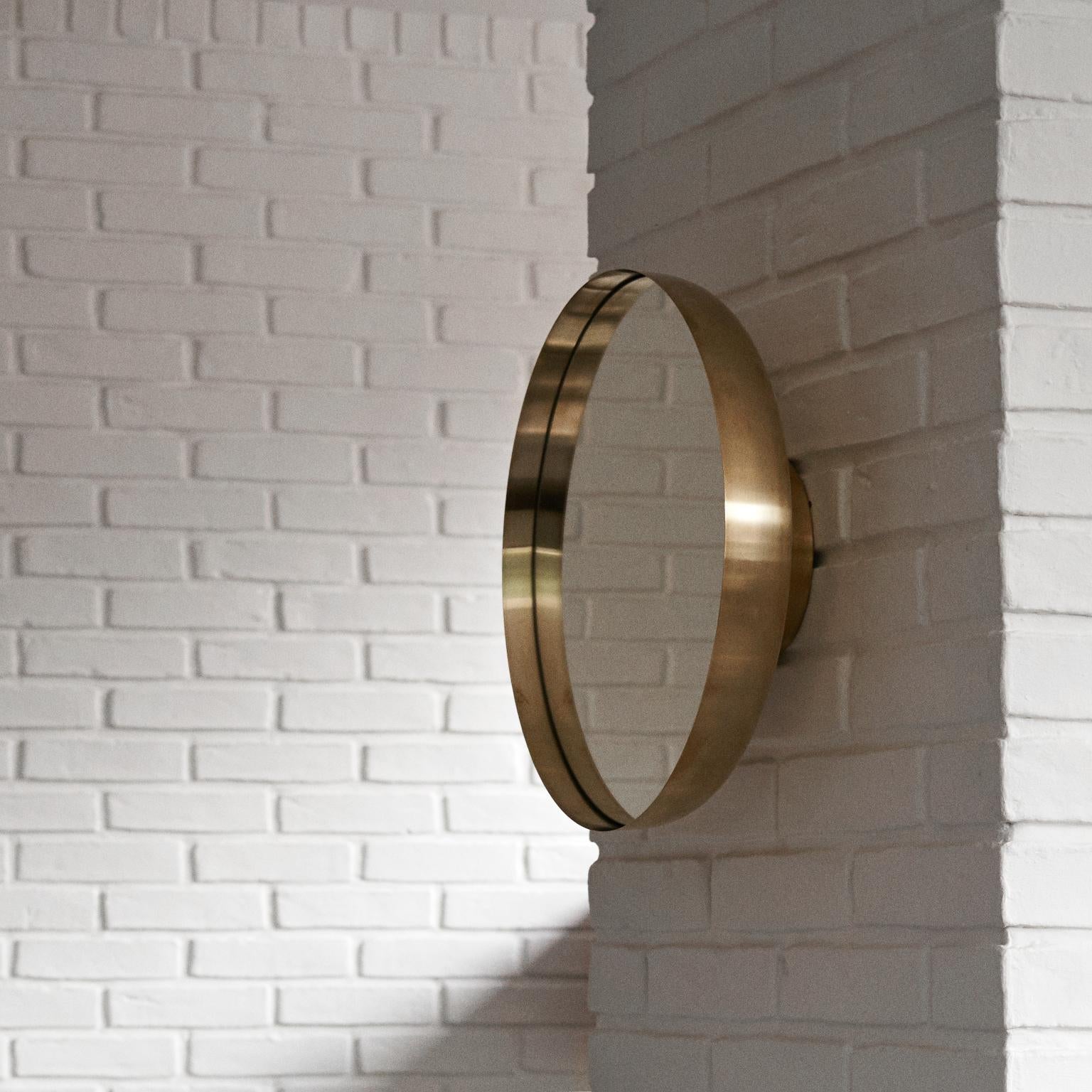 Darkly Mirror, Large, Brass, Designed by Nick Ross im Angebot 4