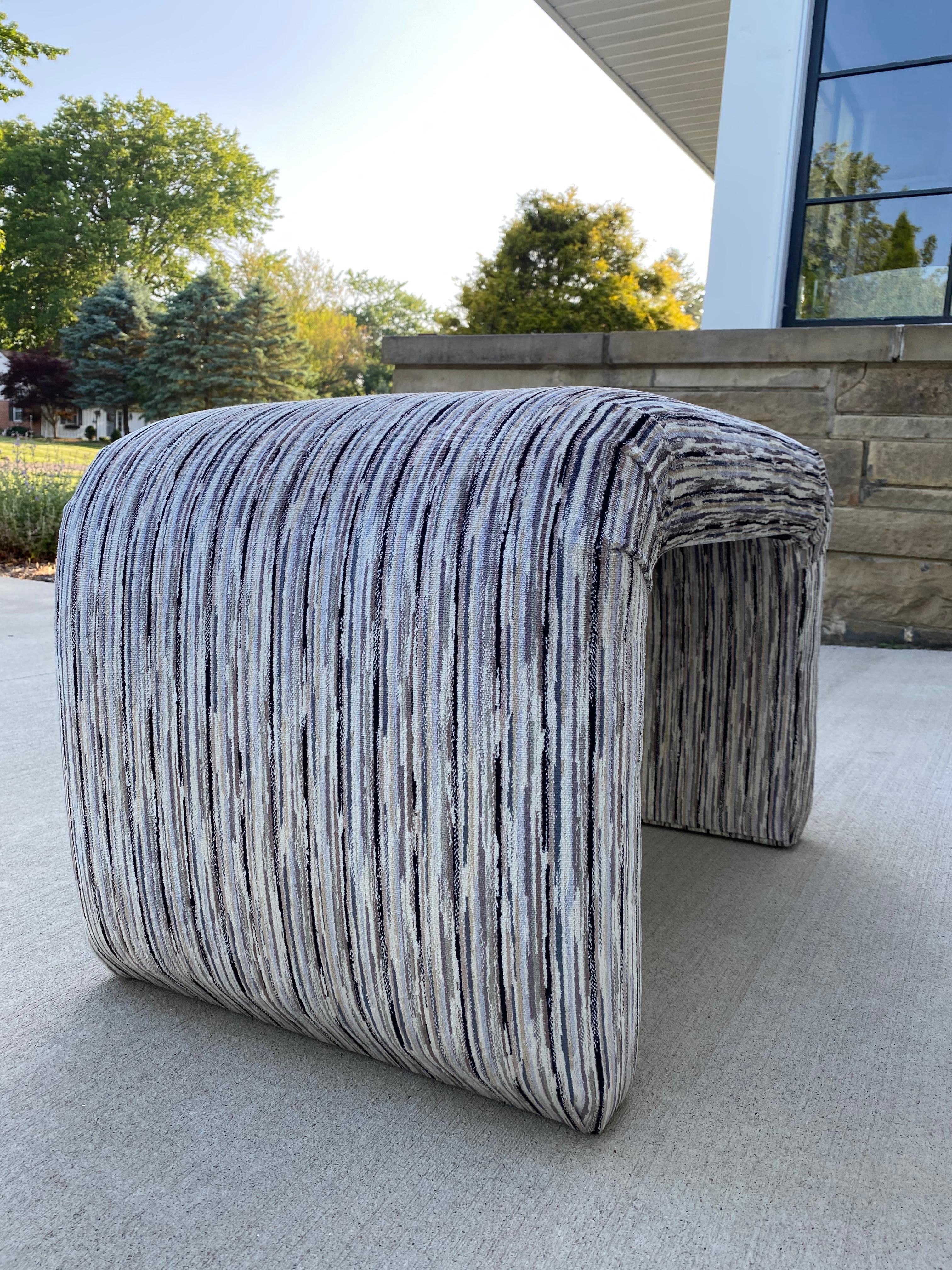 Bring some elegance into any room with our Darko Waterfall Bench.  These are hand-crafted by our upholstery shop in Medina, Ohio, and are comprised of the highest quality materials.  The frames are constructed of hard maple to ensure strength and