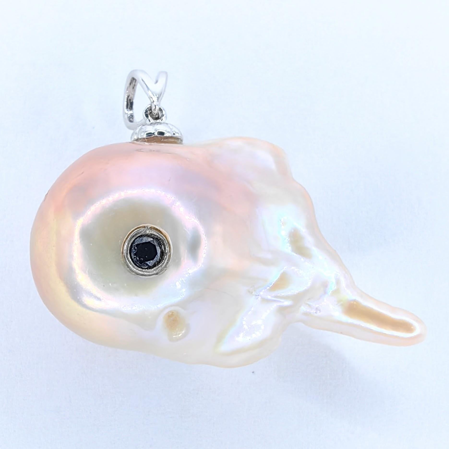 Darling Dragon Spirit: Black Diamond & Pink Baroque Pearl 18K White Gold Pendant In New Condition For Sale In Wan Chai District, HK