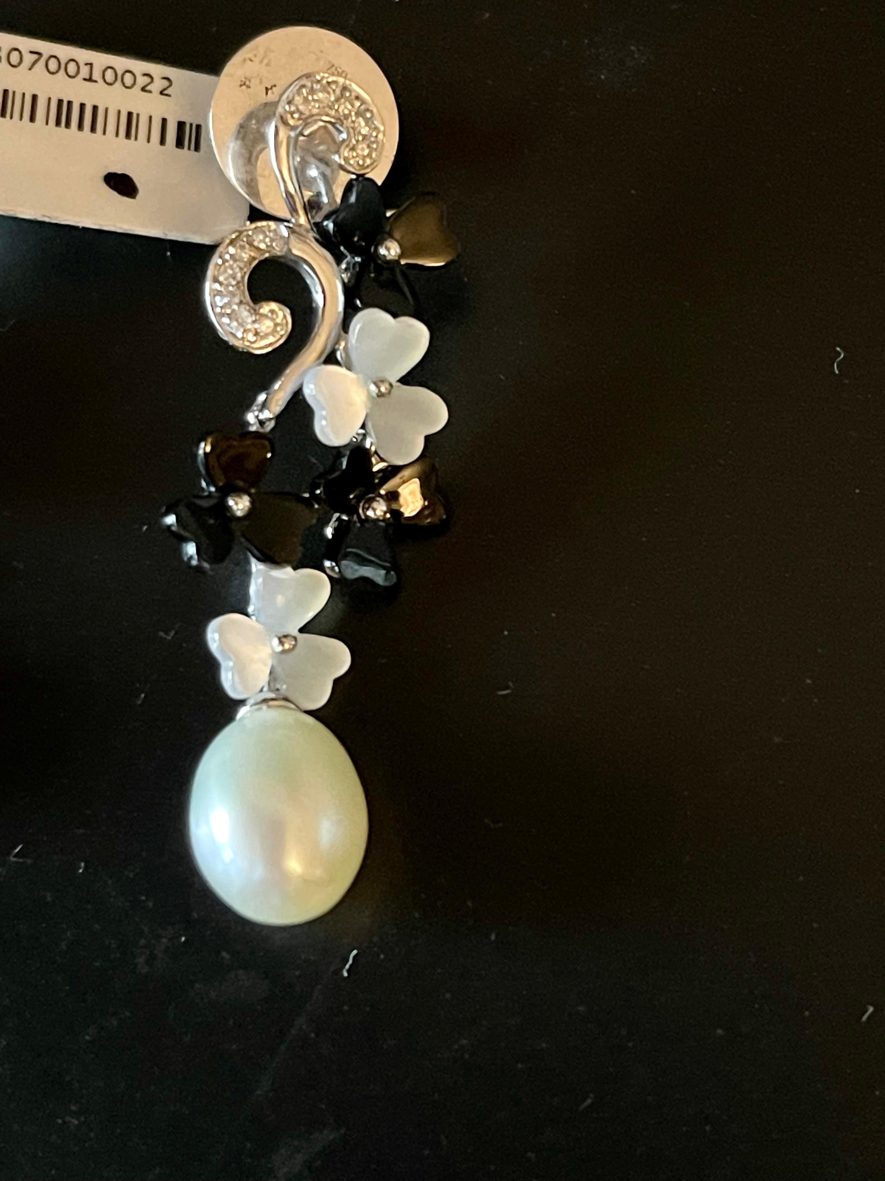 Women's or Men's Darling Earrings 18 K White Gold Onyx Mother of Pearl Diamond Onyx For Sale