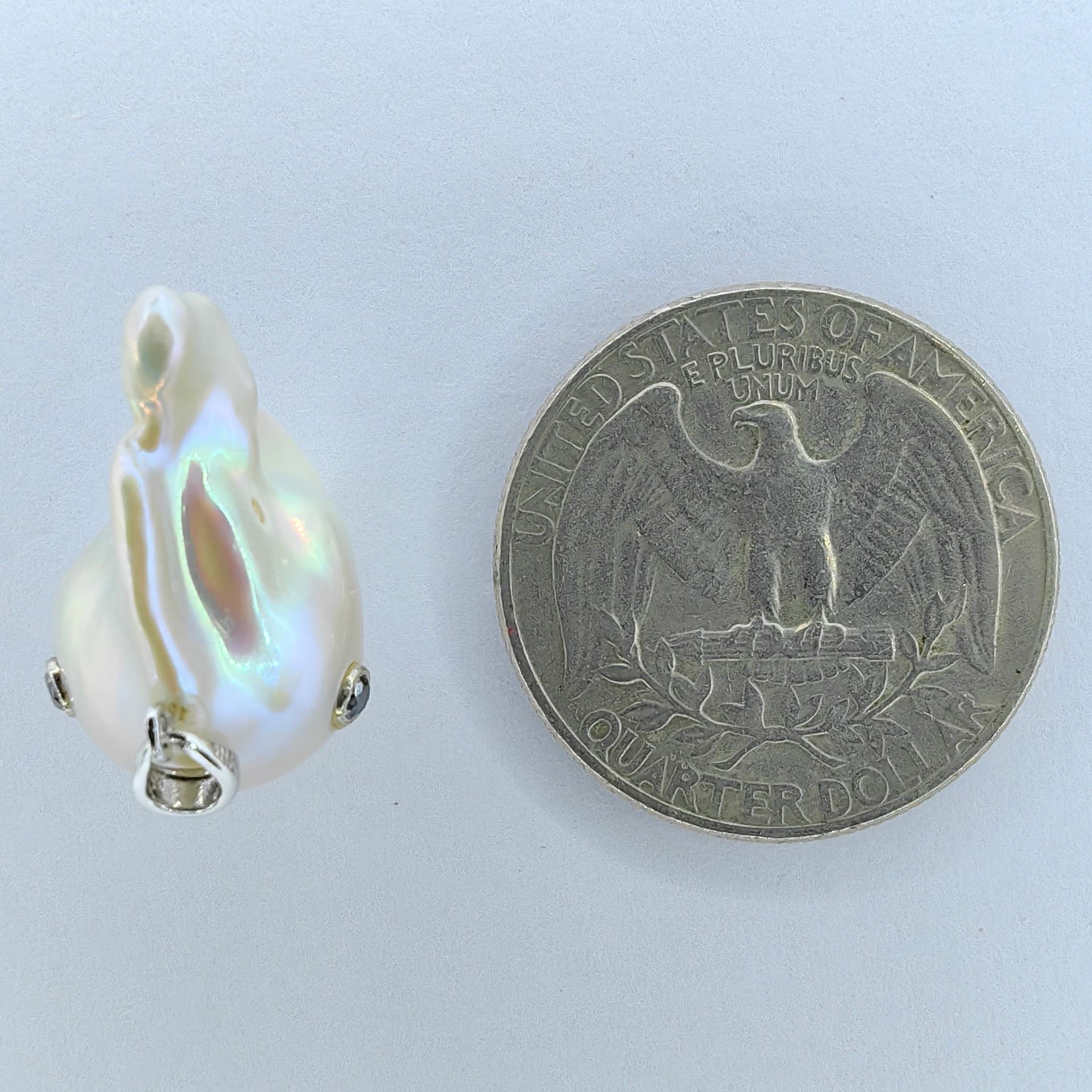 Darling Fish: Black Diamond Baroque Pearl Fish Pendant in 18K White Gold For Sale 7