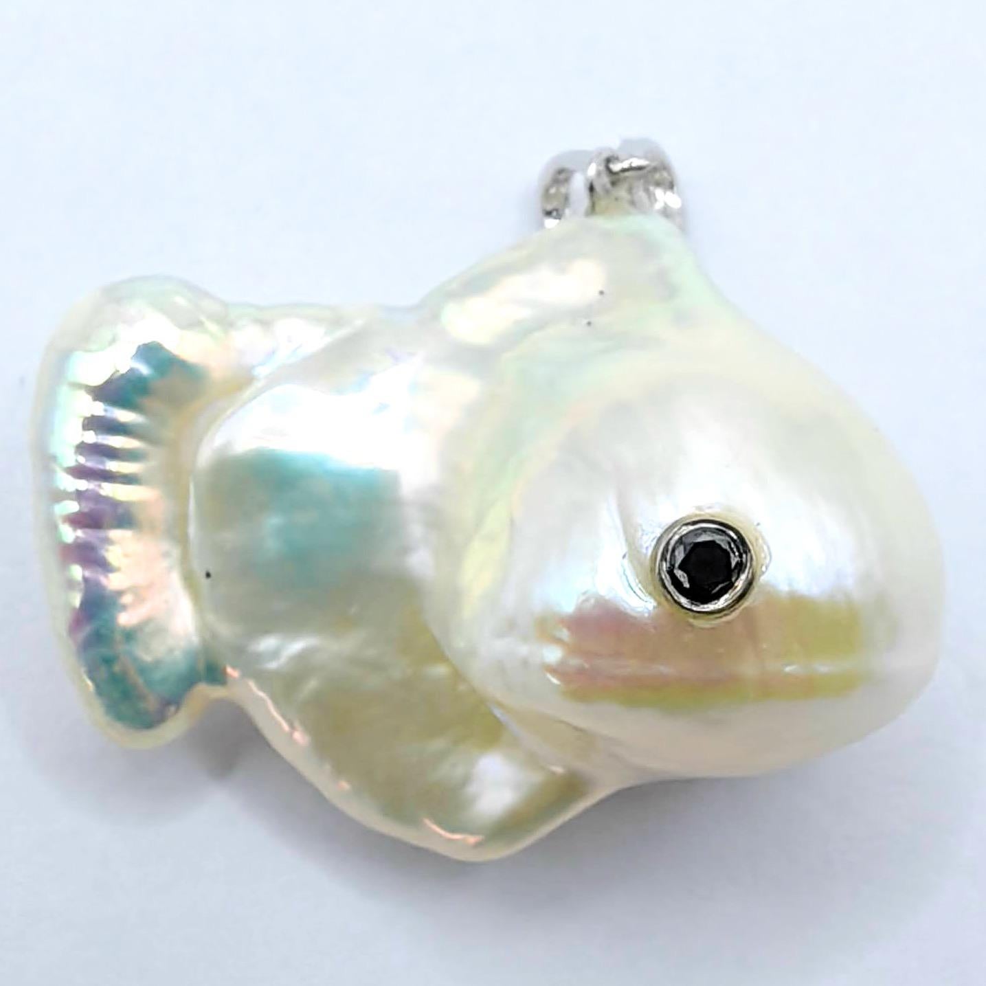 Darling Fish: Black Diamond Baroque Pearl Pendant in 18K White Gold For Sale 1