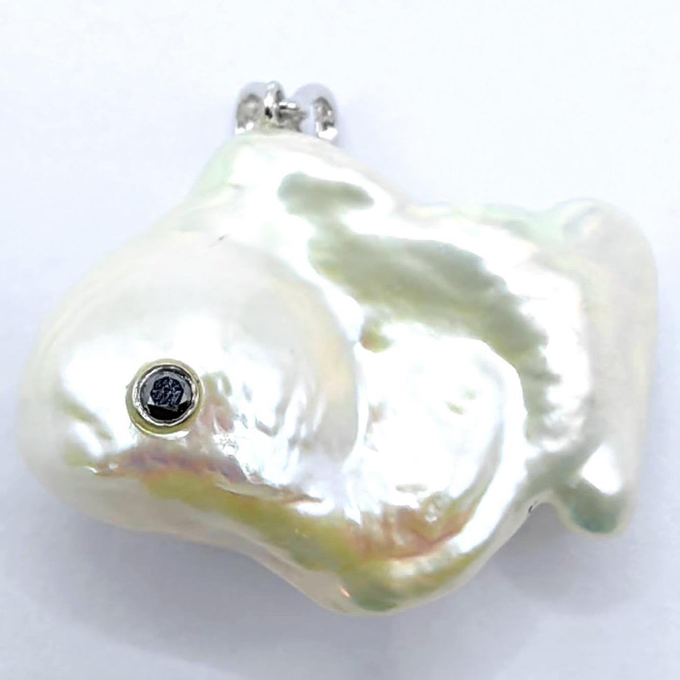 Darling Fish: Black Diamond Baroque Pearl Pendant in 18K White Gold For Sale 2