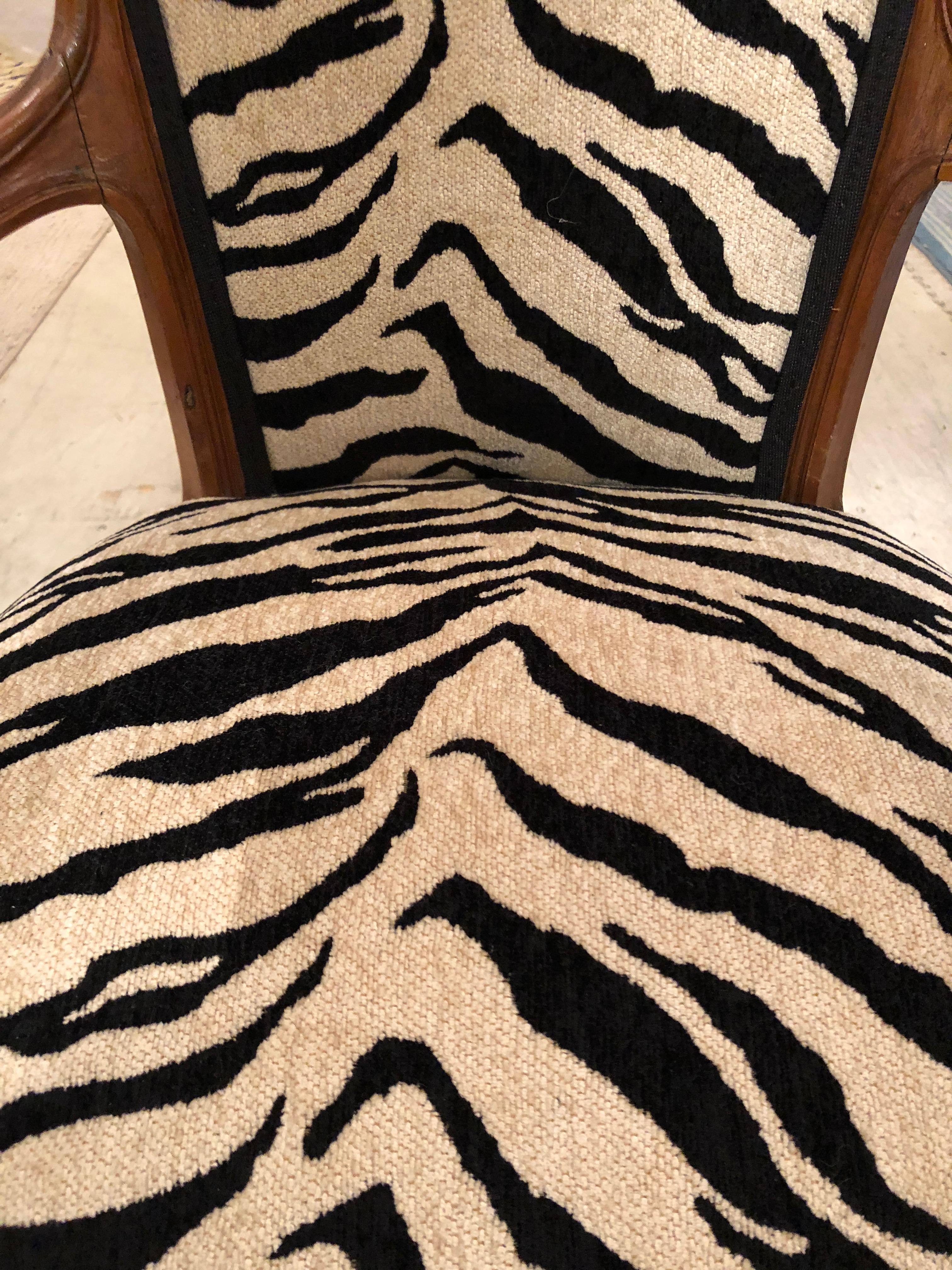 Darling Mini Child Size French Bergère in Schnazzy Faux Zebra In Excellent Condition In Hopewell, NJ