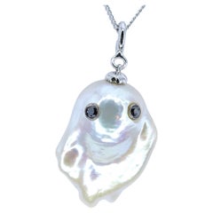 Darling Phantom: Black Diamond Baroque Pearl Ghost Charm Pendant 18K White Gold