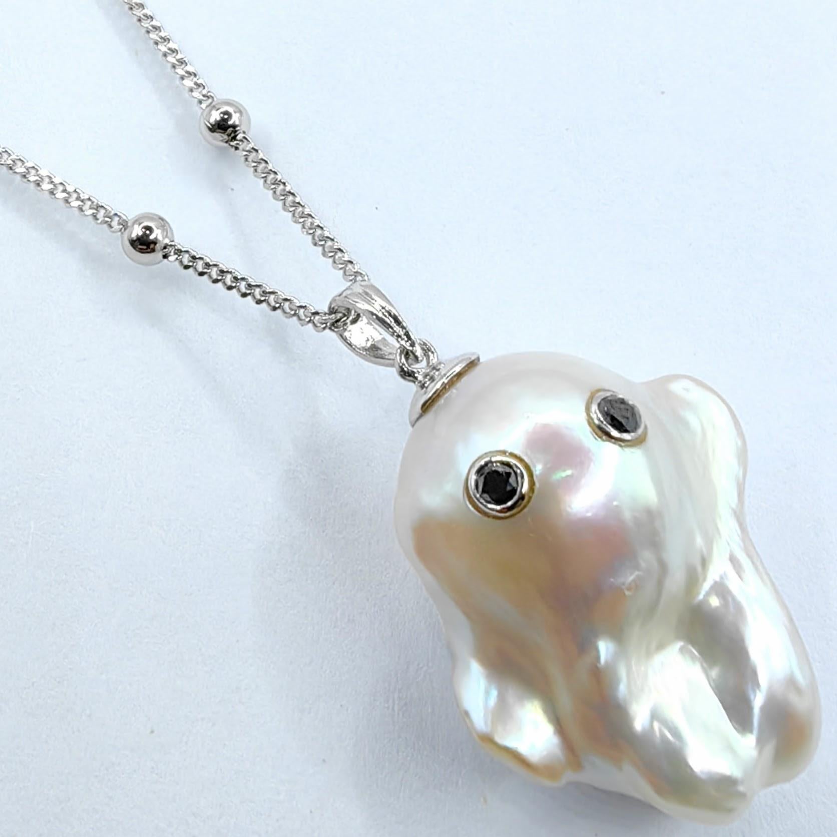 Darling Phantom: Black Diamond Baroque Pearl Ghost Pendant in 18K White Gold In New Condition In Wan Chai District, HK