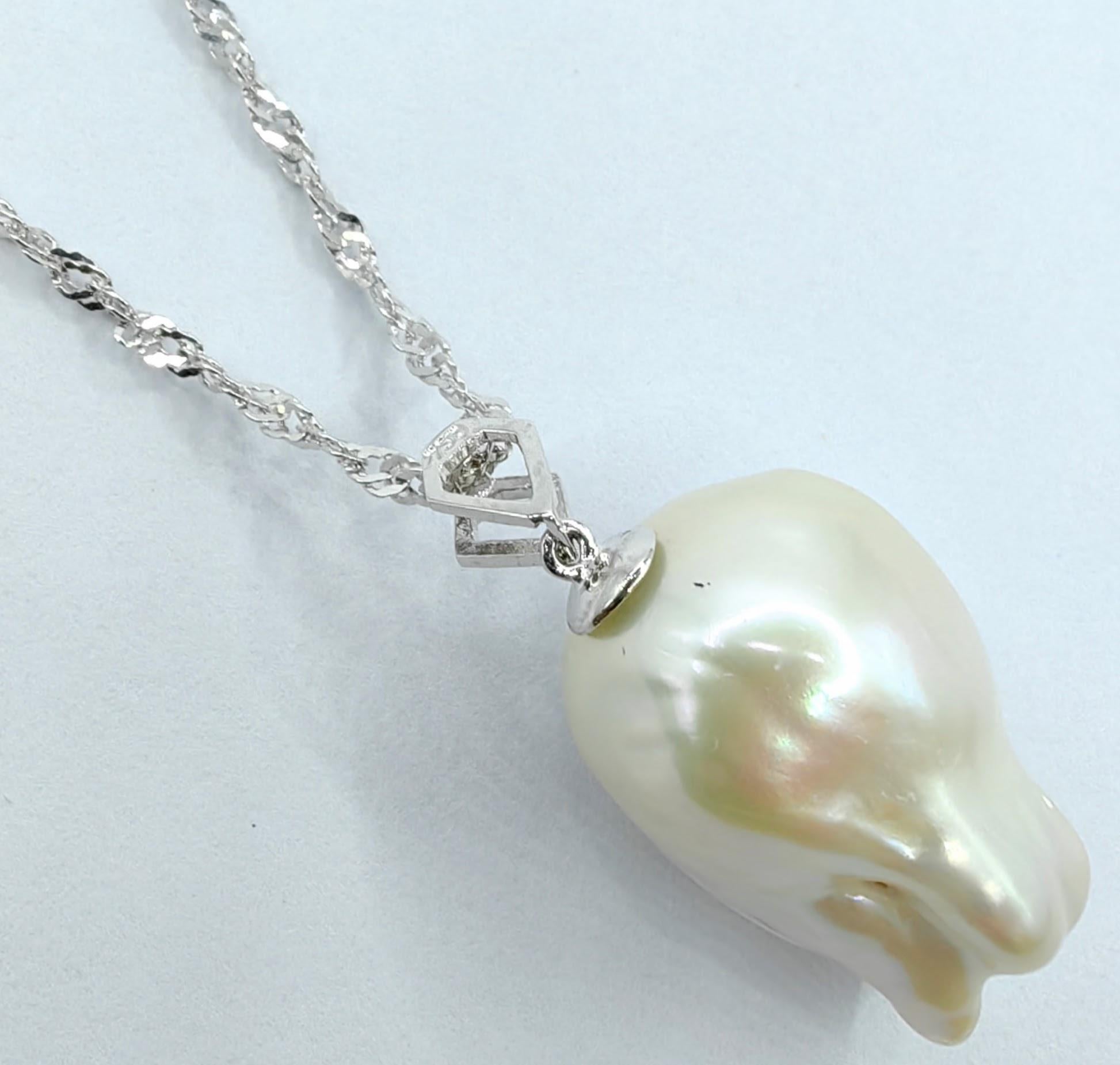 Darling Phantom: Black Diamond Baroque Pearl Ghost Pendant in 18K White Gold In New Condition In Wan Chai District, HK