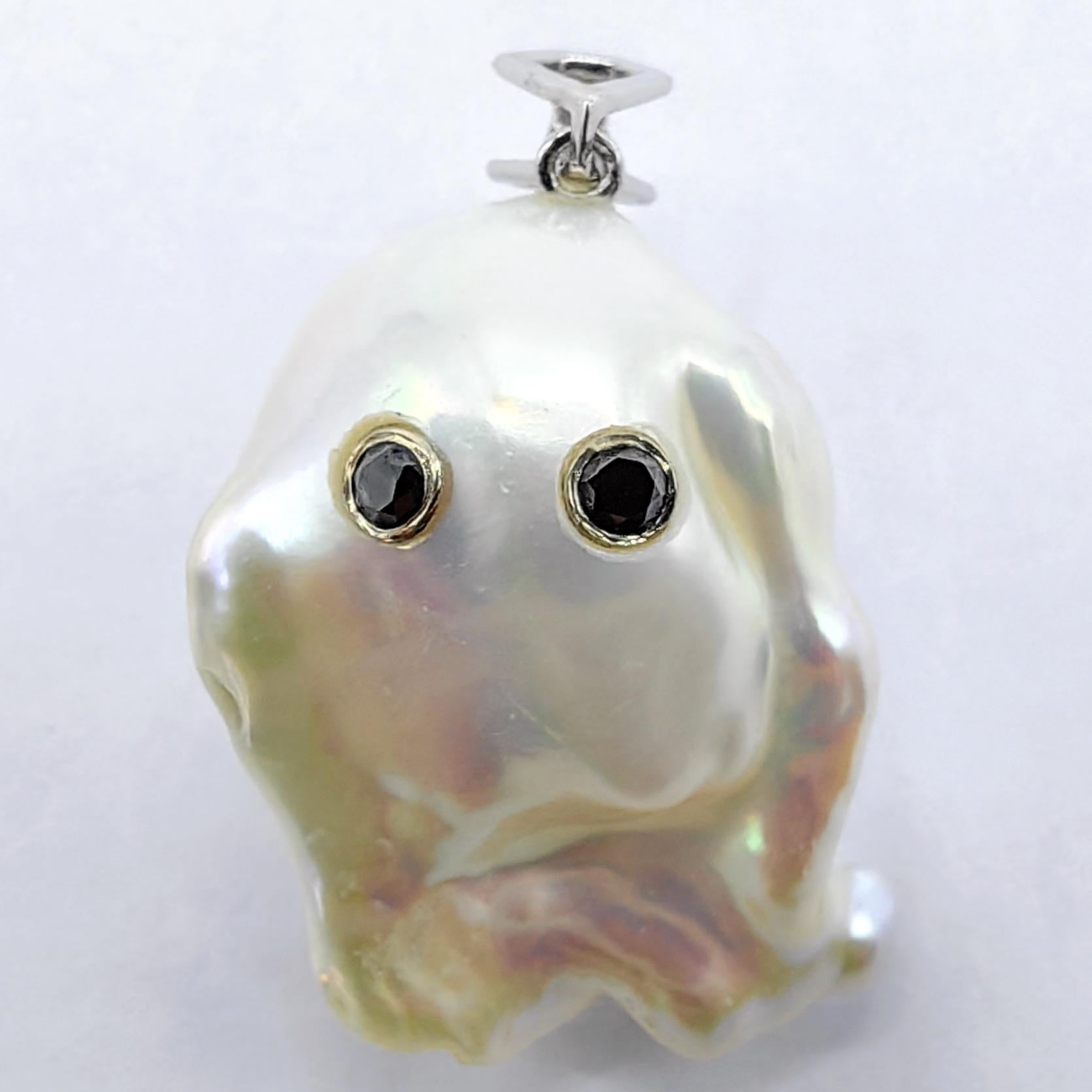 Darling Phantom : Pendentif Ghost en or blanc 18 carats, diamant noir et perle baroque Neuf - En vente à Wan Chai District, HK