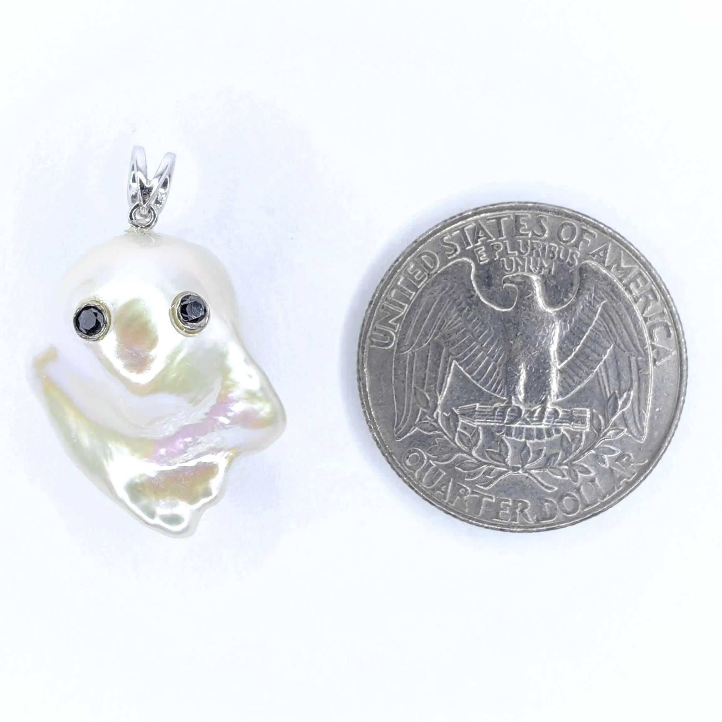 Darling Phantom Gemini: ciondolo con tsavorite e diamante nero a due facce con perle fantasma in vendita 2