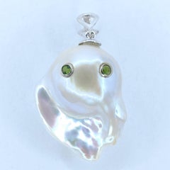 Darling Phantom: Green Tsavorite Baroque Pearl Ghost Pendant 18K White Gold