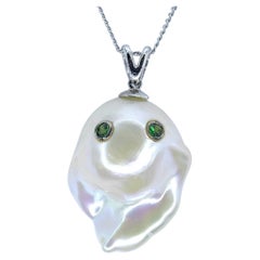 Darling Phantom: Green Tsavorite Baroque Pearl Ghost Pendant in 18K White Gold