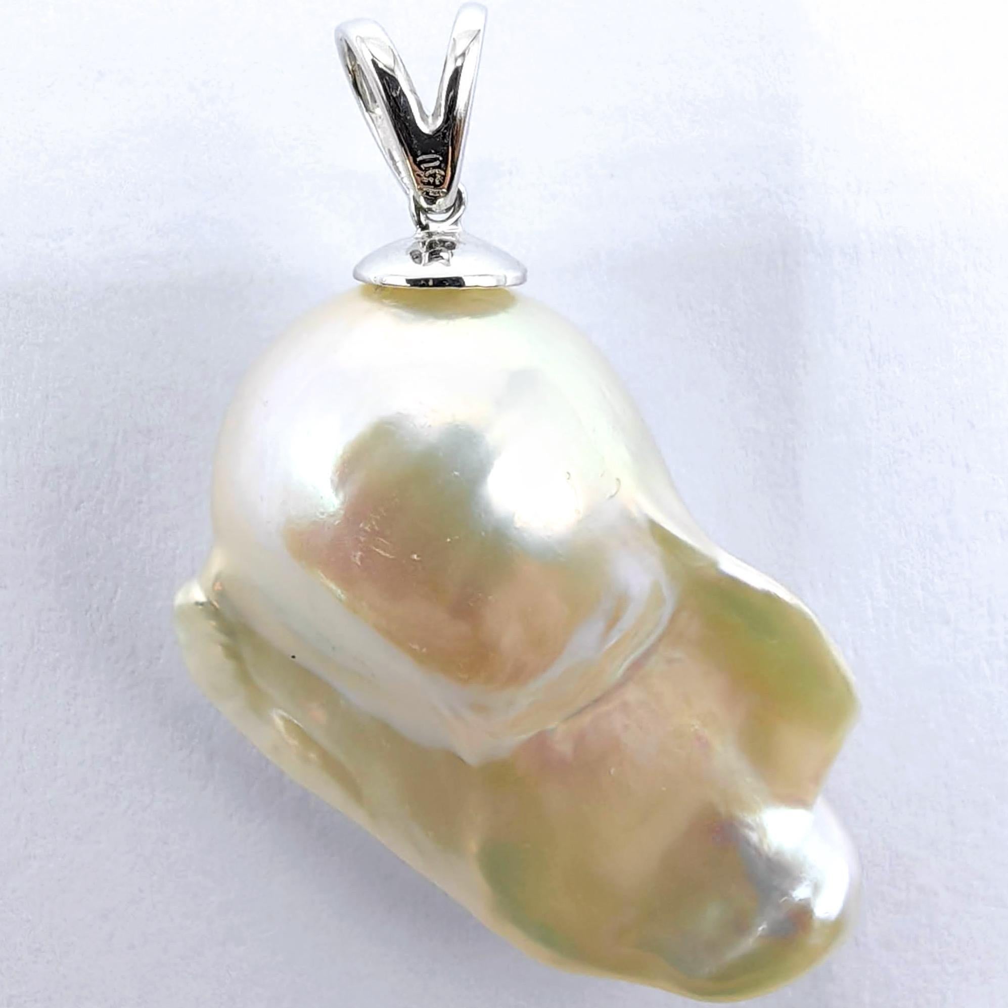 da uomo o donna Darling Phantom: ciondolo fantasma con perle barocche e zaffiro arancione in oro bianco 18 carati in vendita