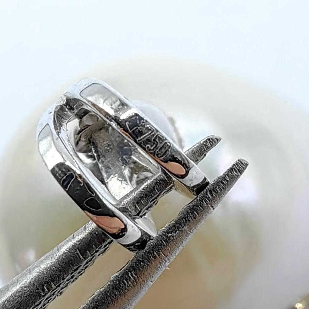 Darling Phantom Scorpio: Ciondolo a forma di scorpione in oro 18 carati con zaffiro arancione e perle barocche in vendita 2
