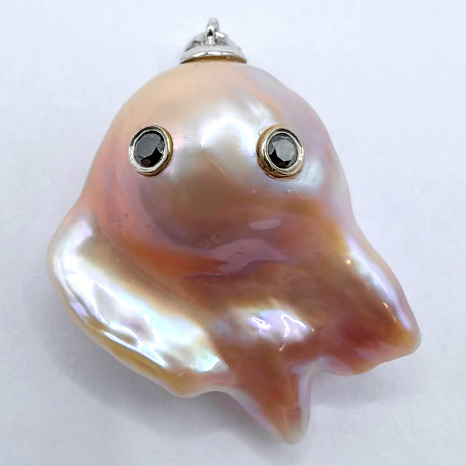 Darling Phantom XL: Black Diamond & Pink Baroque Pearl Ghost Pendant in 18K Gold In New Condition For Sale In Wan Chai District, HK