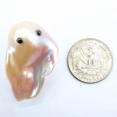 Darling Phantom XXL: Black Diamond Pink Baroque Pearl Ghost Brooch in 18K Gold