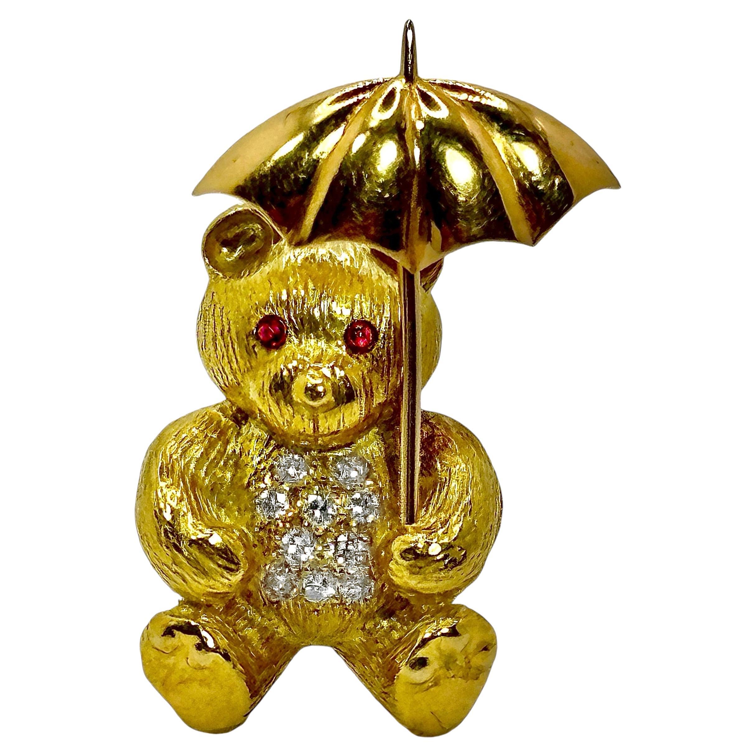 Spilla con orsetto d'oro in un giorno di pioggia con diamanti e rubini di E. Wolfe & Co.