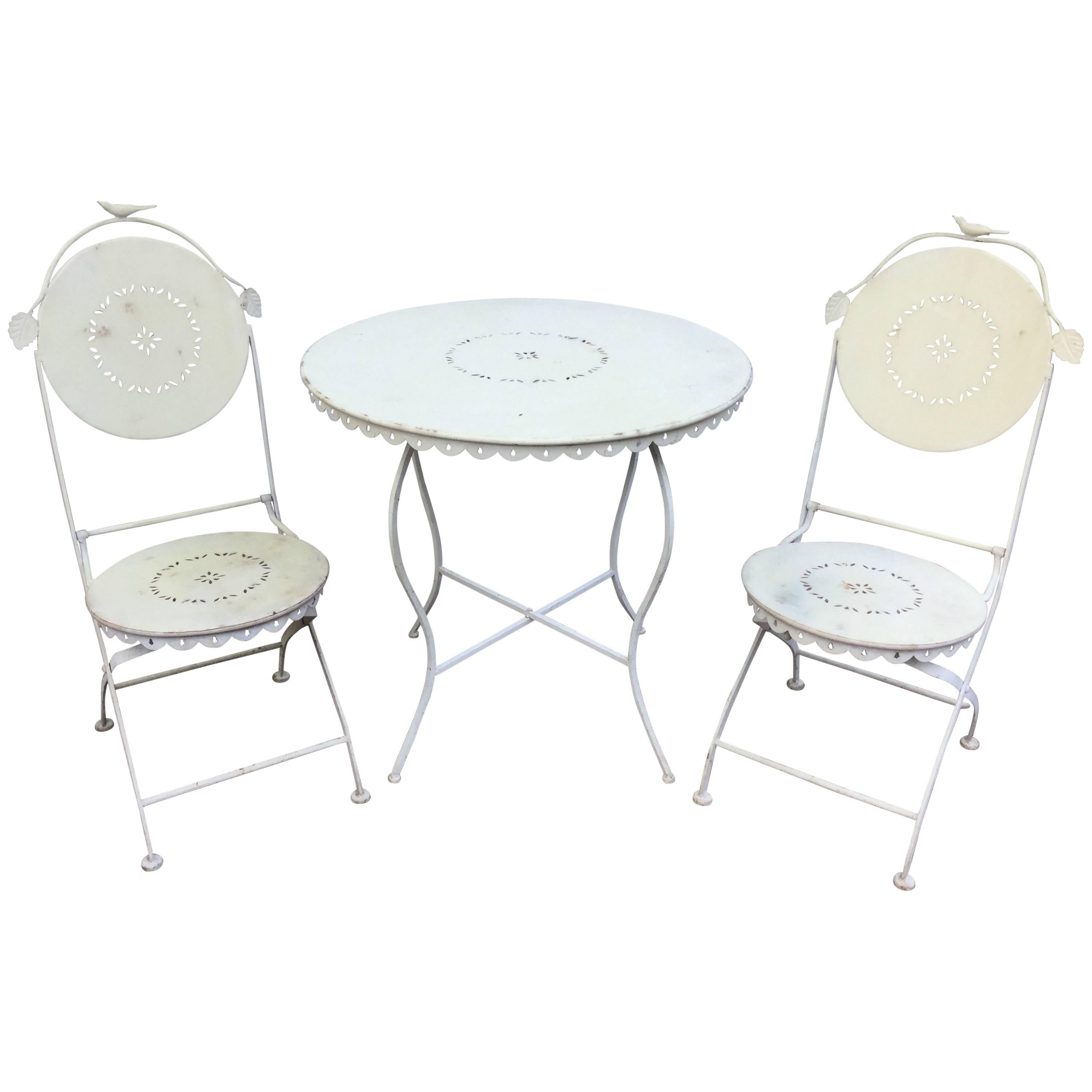 Darling Vintage Outdoor Bistro Table and Chairs