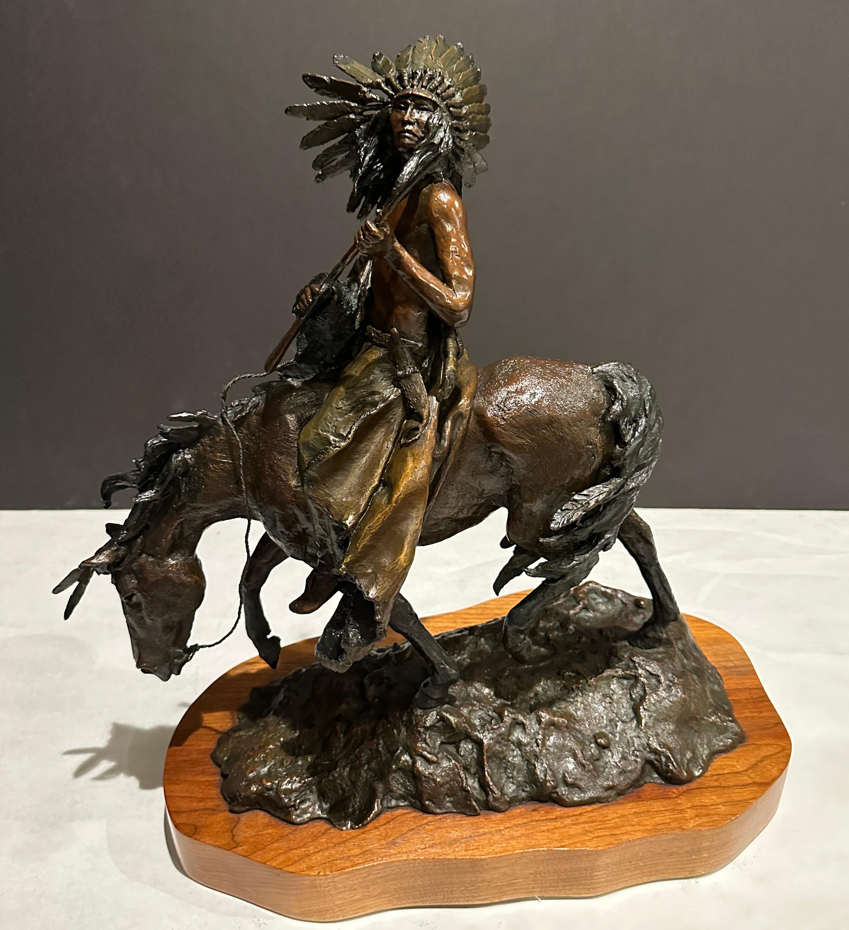 Bronzeskulptur der amerikanischen Ureinwohner zu Pferd, Daro Flood