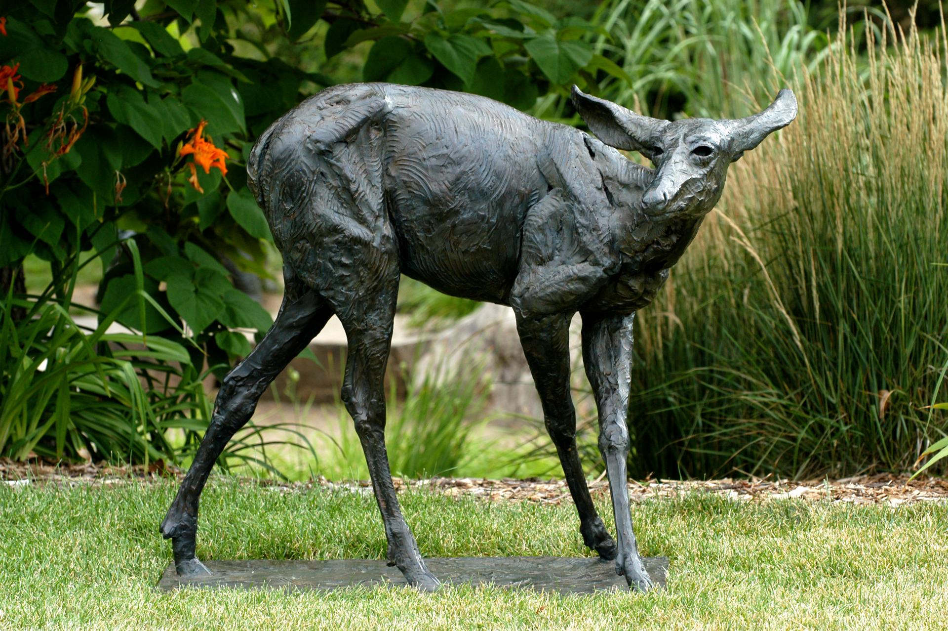 A Change of Direction by Darrell Davis
bronze deer sculpture 
36 x 35 x 18.5 in. Limited edition of 8

ABOUT THE ARTIST: ​Wildlife sculptor, Darrell Davis, knew at age 15 he wanted to be a sculptor after visiting the South Carolina’s Brookgreen