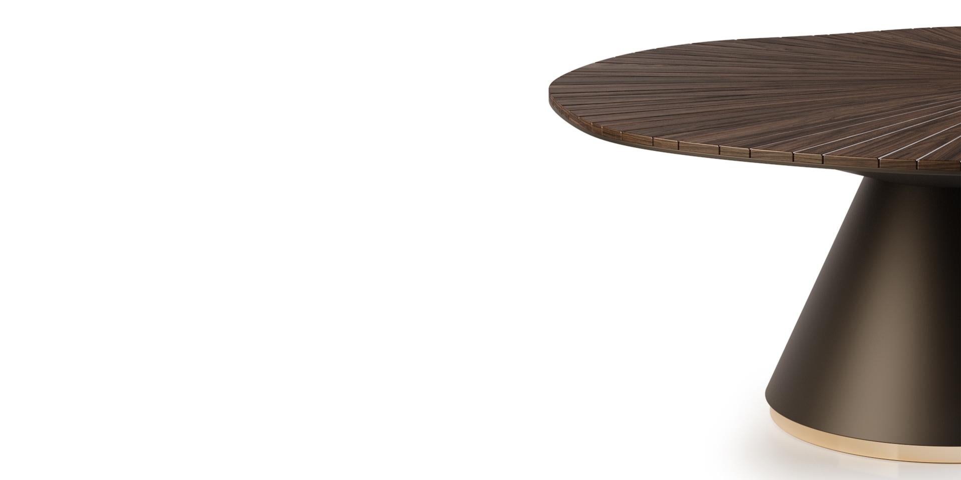 Brushed Darvaza Dining Table by Alma de Luce For Sale