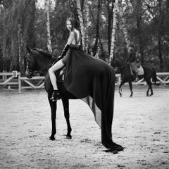 Lámina sin enmarcar de edición limitada «Leisure Class» de Dasha & Mari