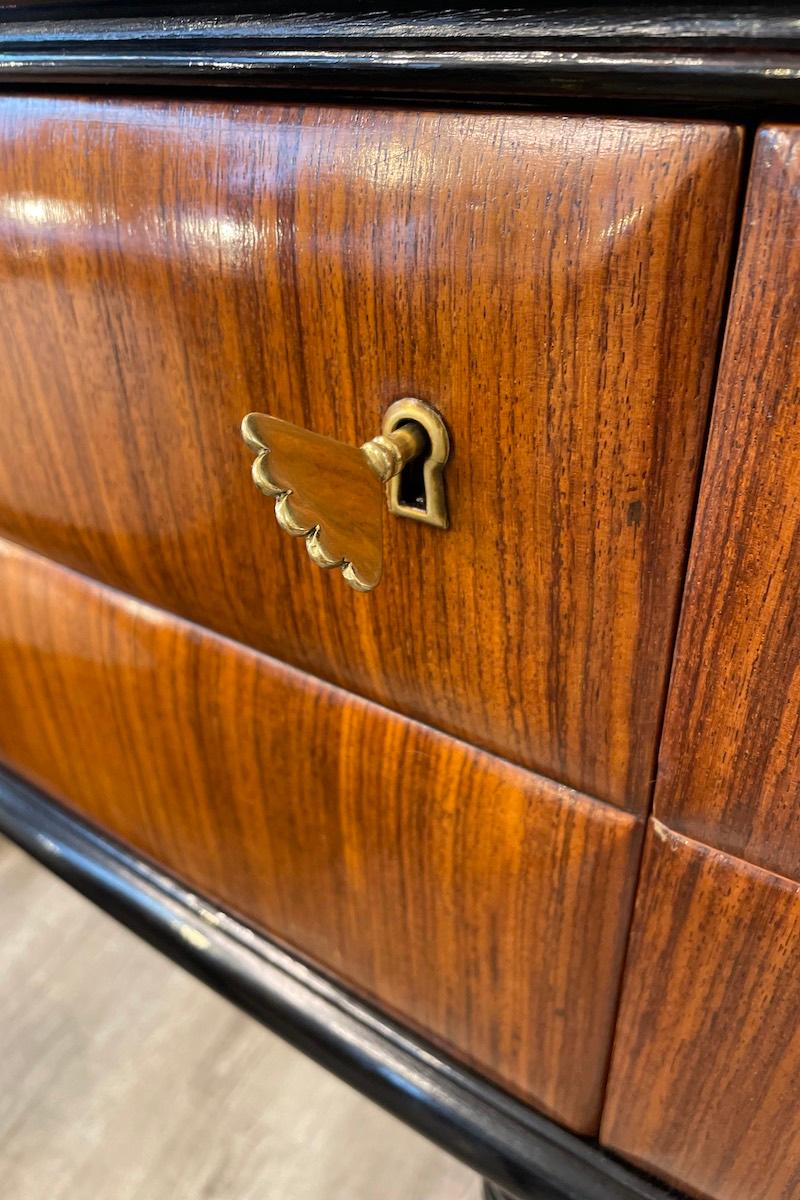 Console Dassi Design in Wood con maniglie in vetro e chiavi in ottone in vendita 4
