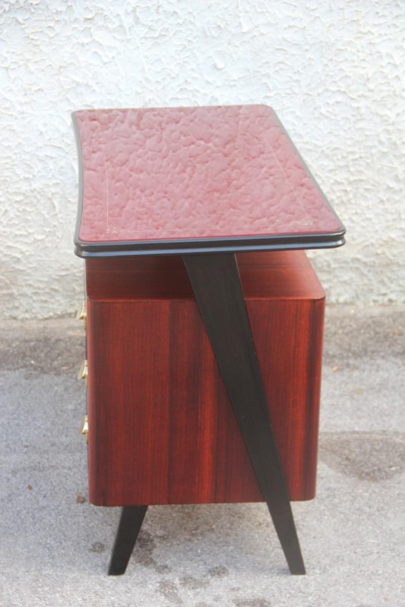 Dassi Schreibtisch Nussbaum Mid-Century Modern Messing Minimal Scultural 1950s Italienisch  im Angebot 4