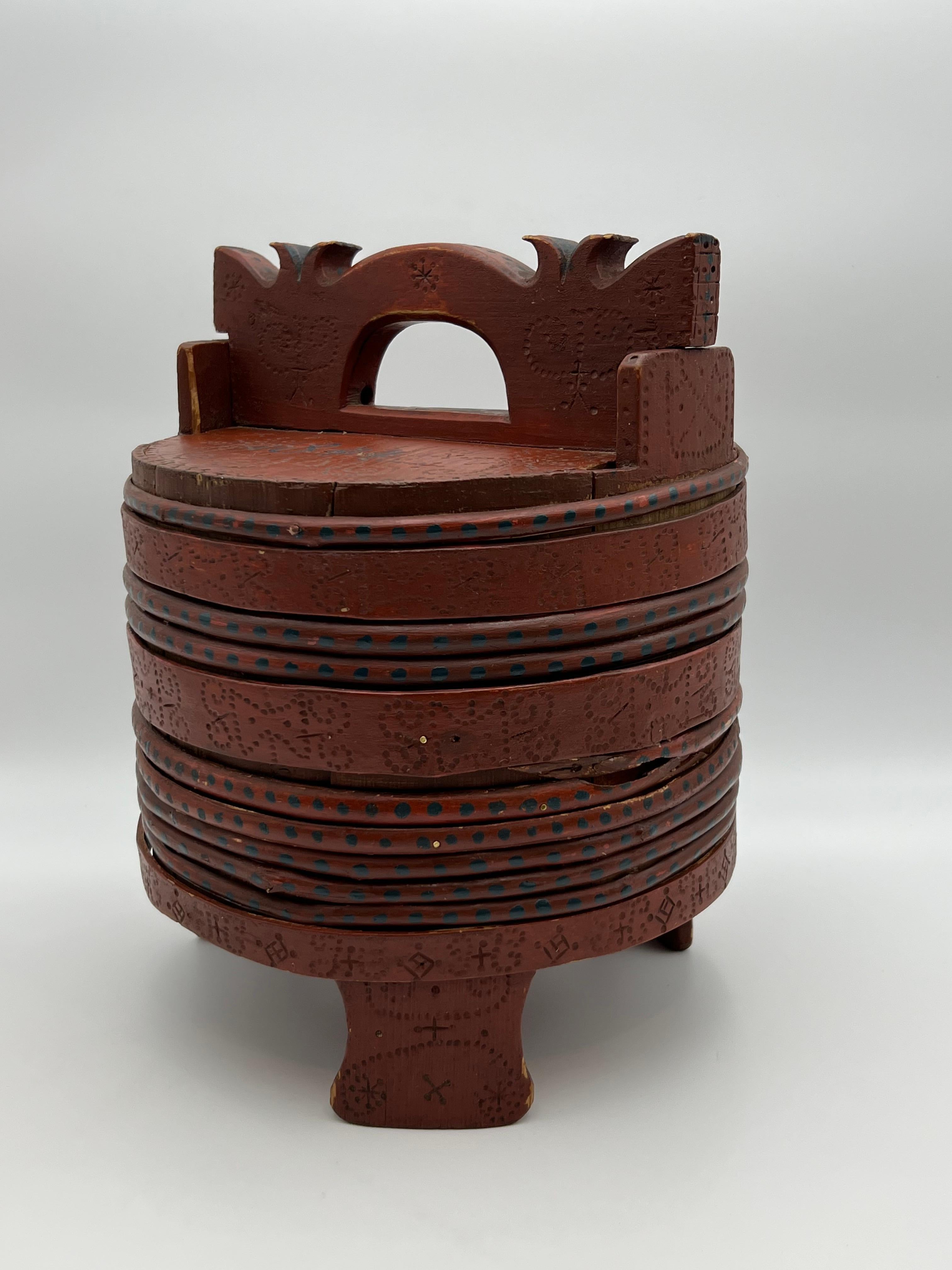 Artisanat Seau à beurre antique daté de 1800/1844, Norvège - Art populaire de qualité muséale en vente