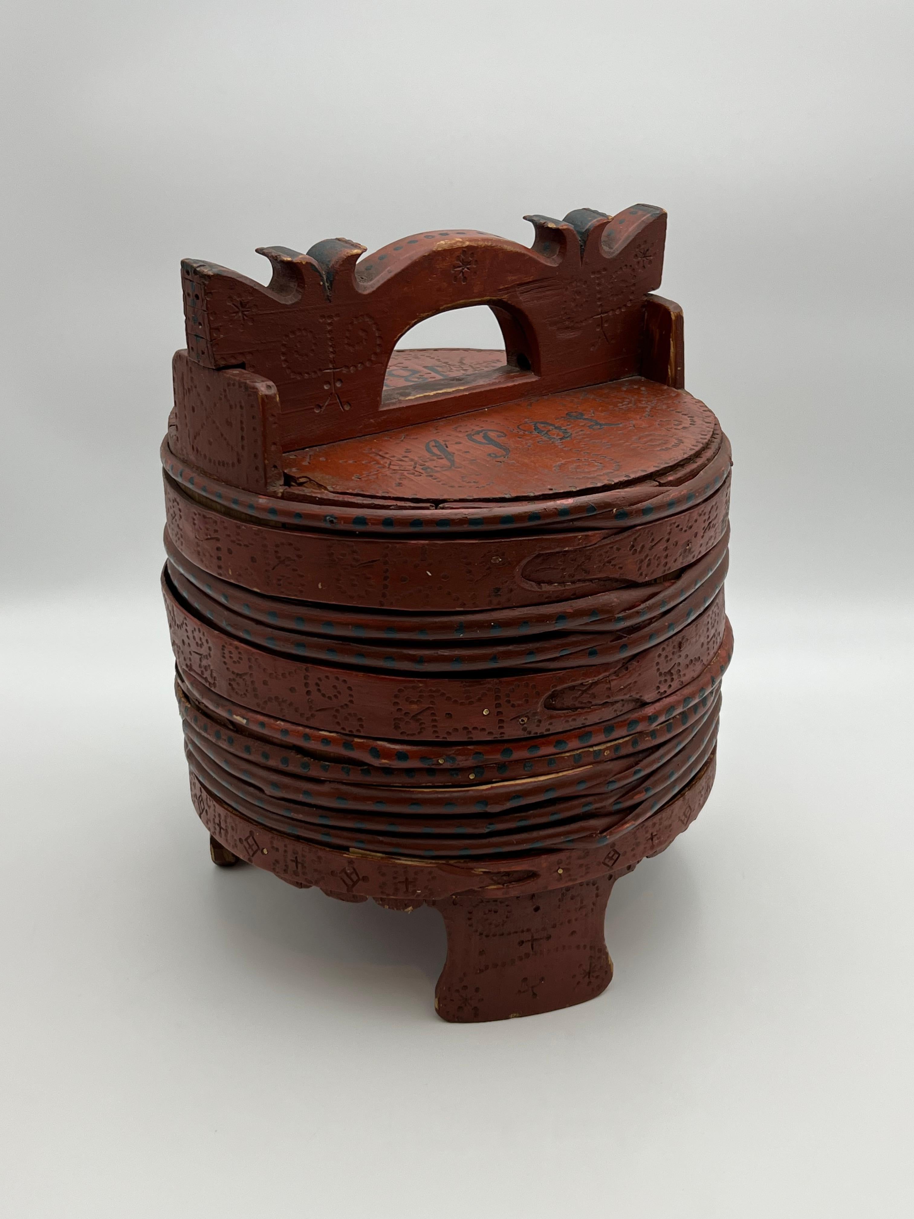 Début du XIXe siècle Seau à beurre antique daté de 1800/1844, Norvège - Art populaire de qualité muséale en vente