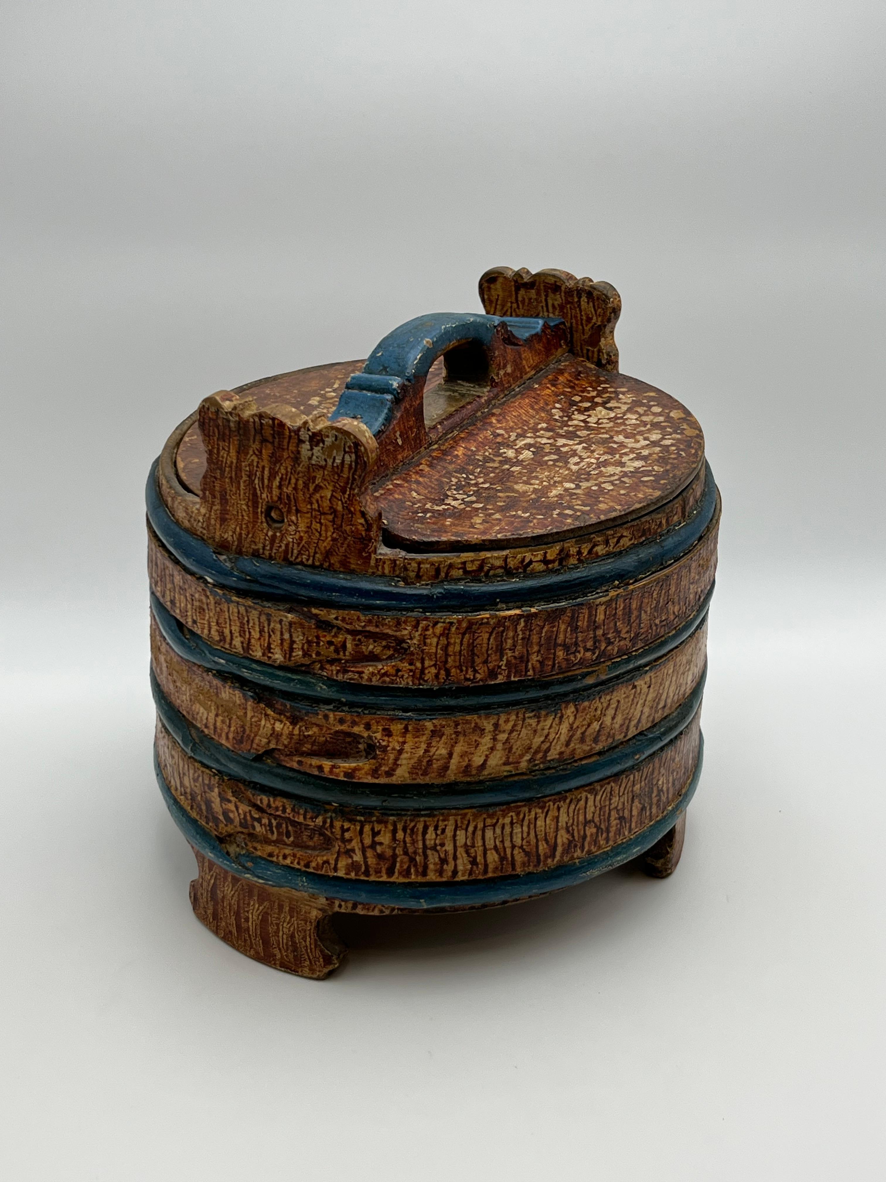 Secchiello da burro rustico datato 1819, Norvegia, arte popolare di qualità museale in vendita 9