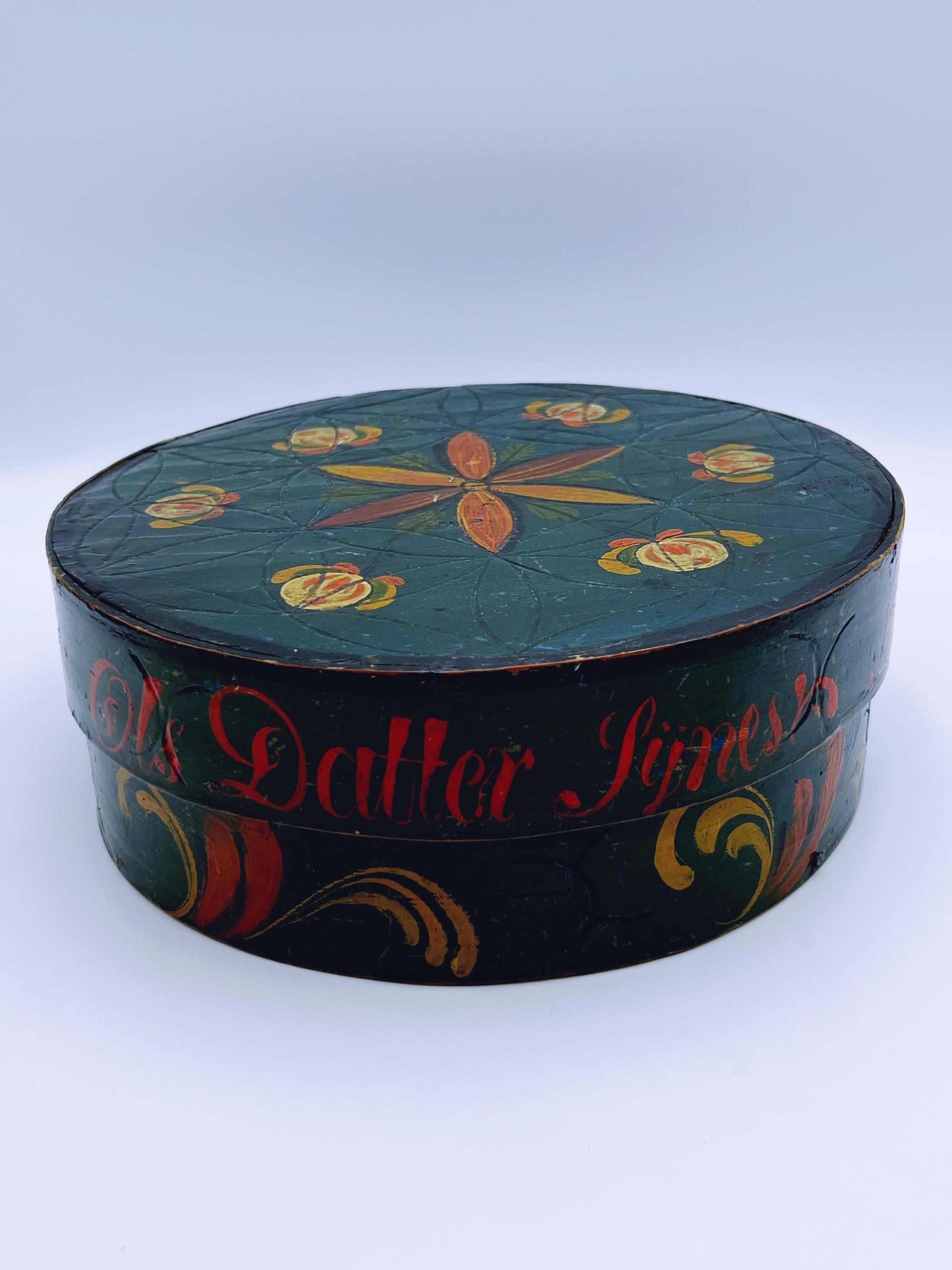 Daté de 1850 Boîte à dents ancienne de qualité musée avec Rosemaling, bois courbé, nordique en vente 3