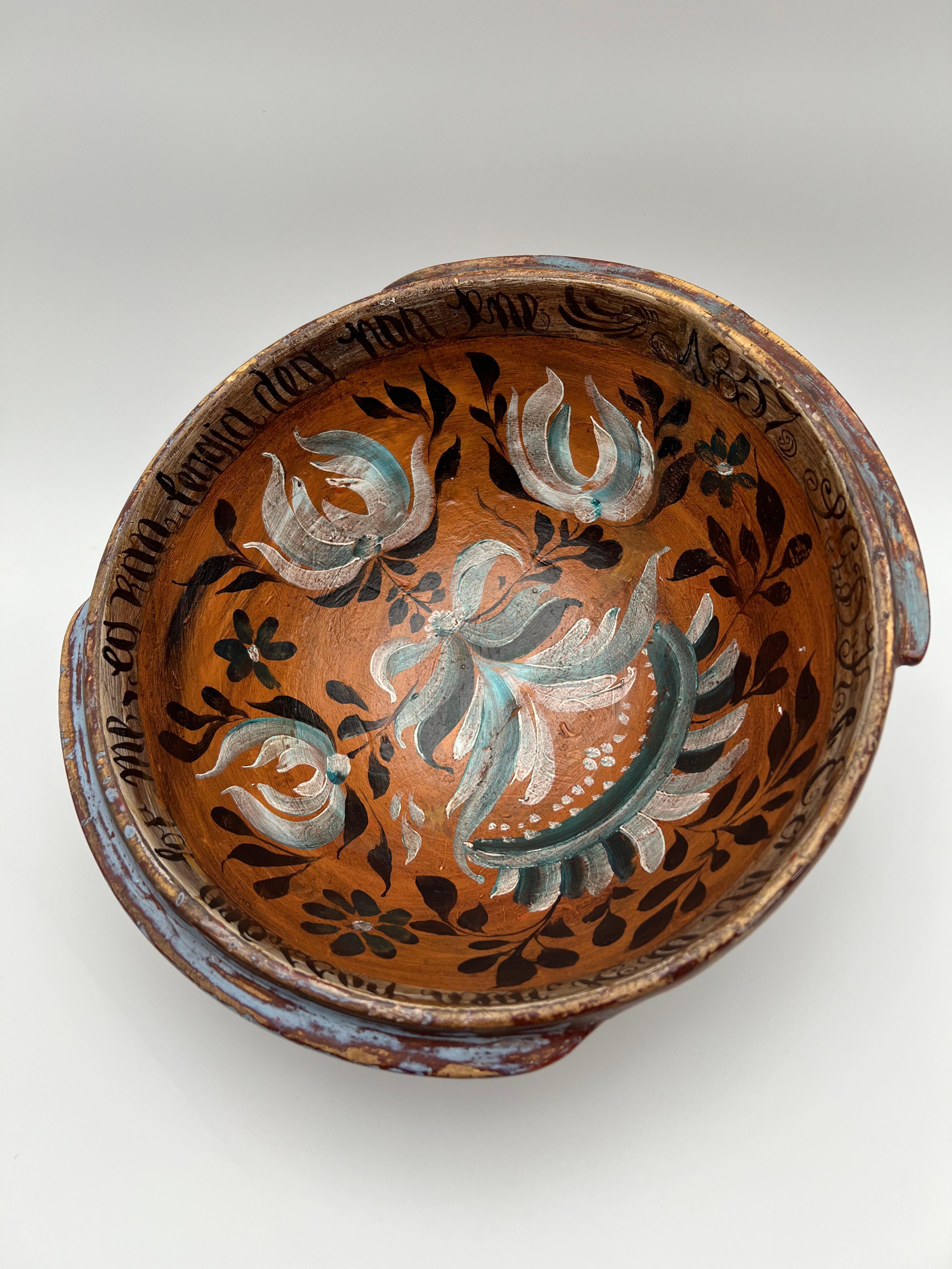 Datiert 1857 Hallingdal Rosemaling - Antike Vingebowl, Norwegen - Museumsqualität (Holz) im Angebot