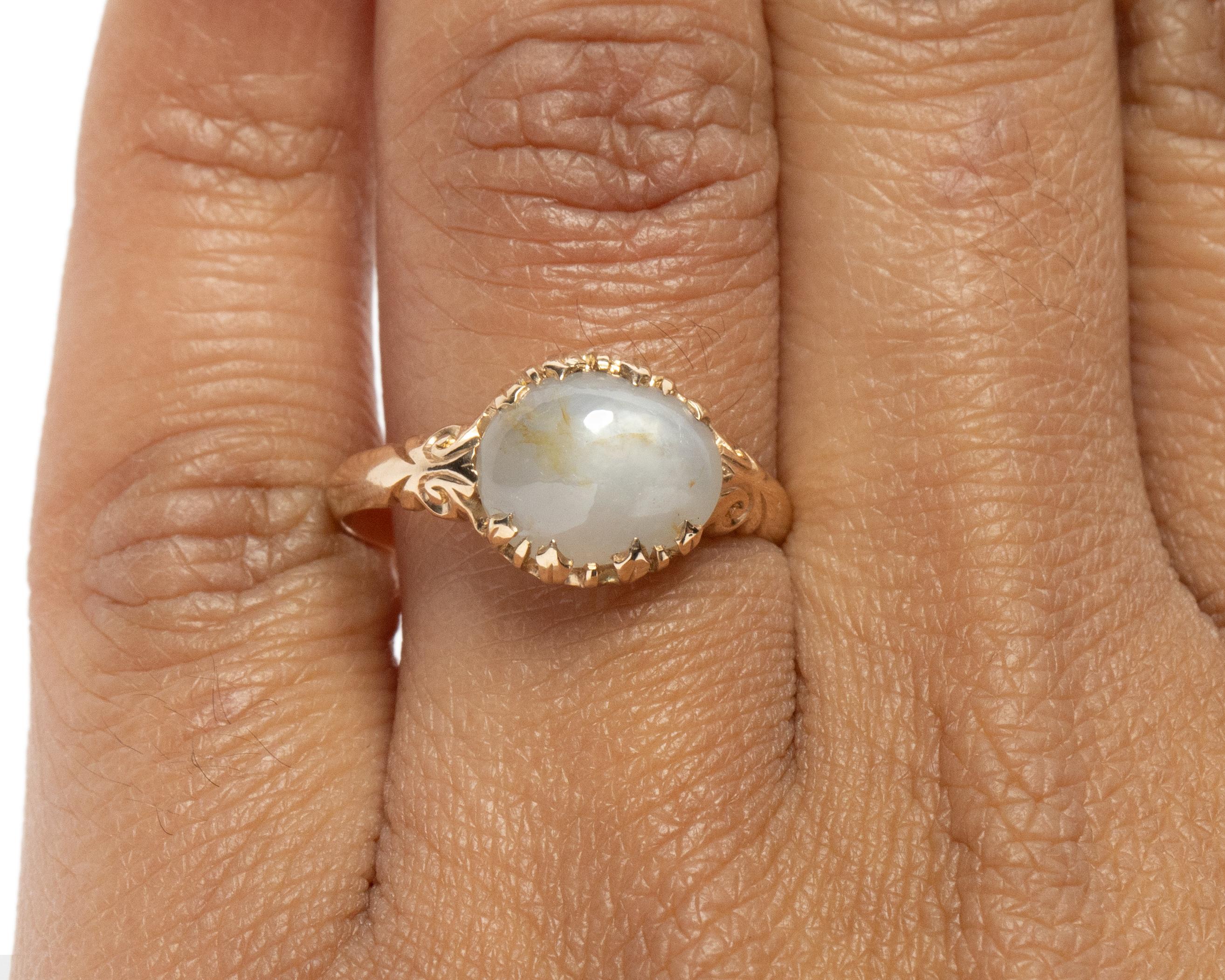 Dated 1863s 18k Yellow Gold 3.92 Ct Gray Star Sapphire Cabochon Statement Ring In Good Condition In Addison, TX