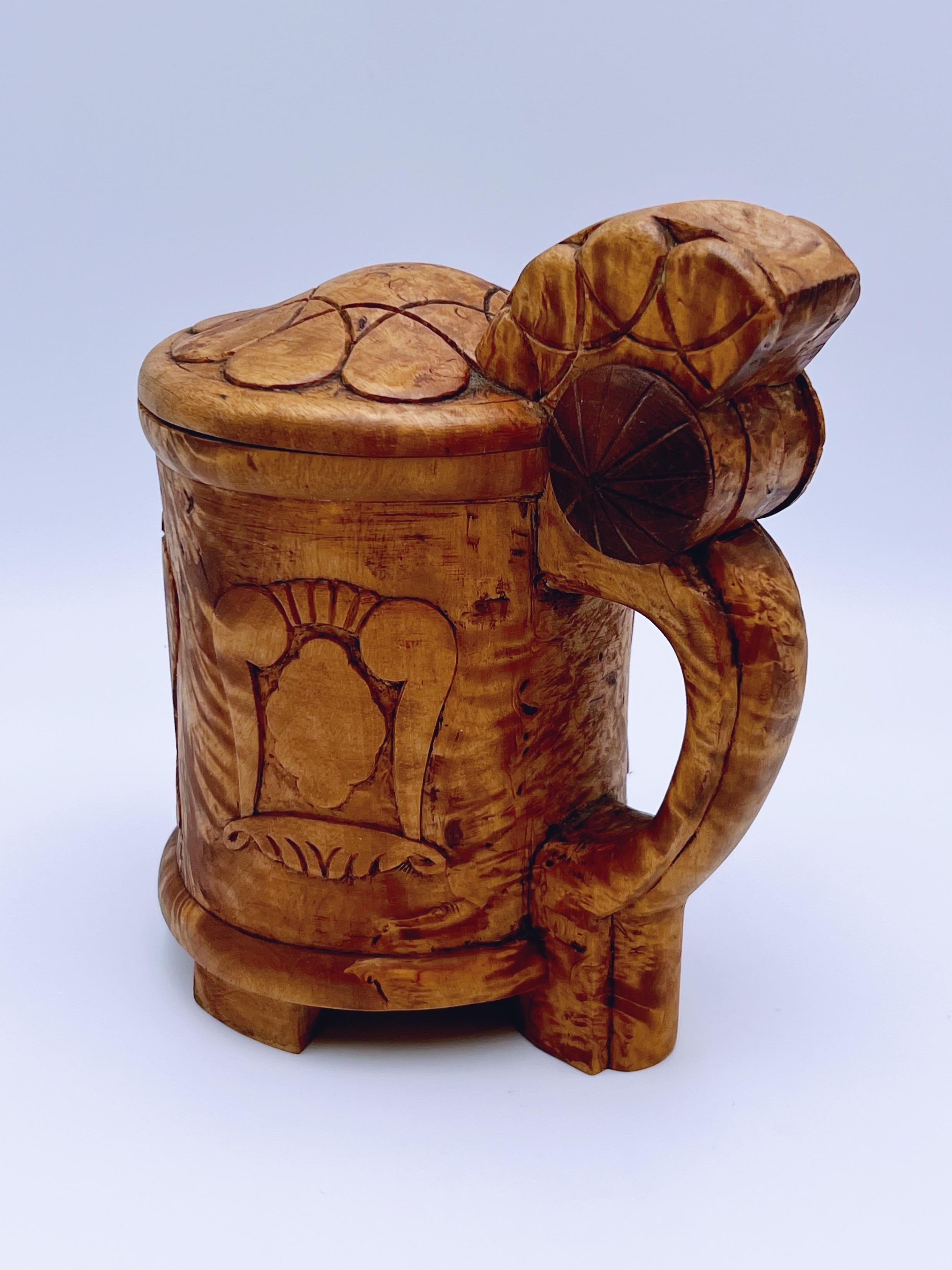 Dated 1932 Norwegian hand-crafted birch wood  jug / tankard, Baroque style For Sale 7