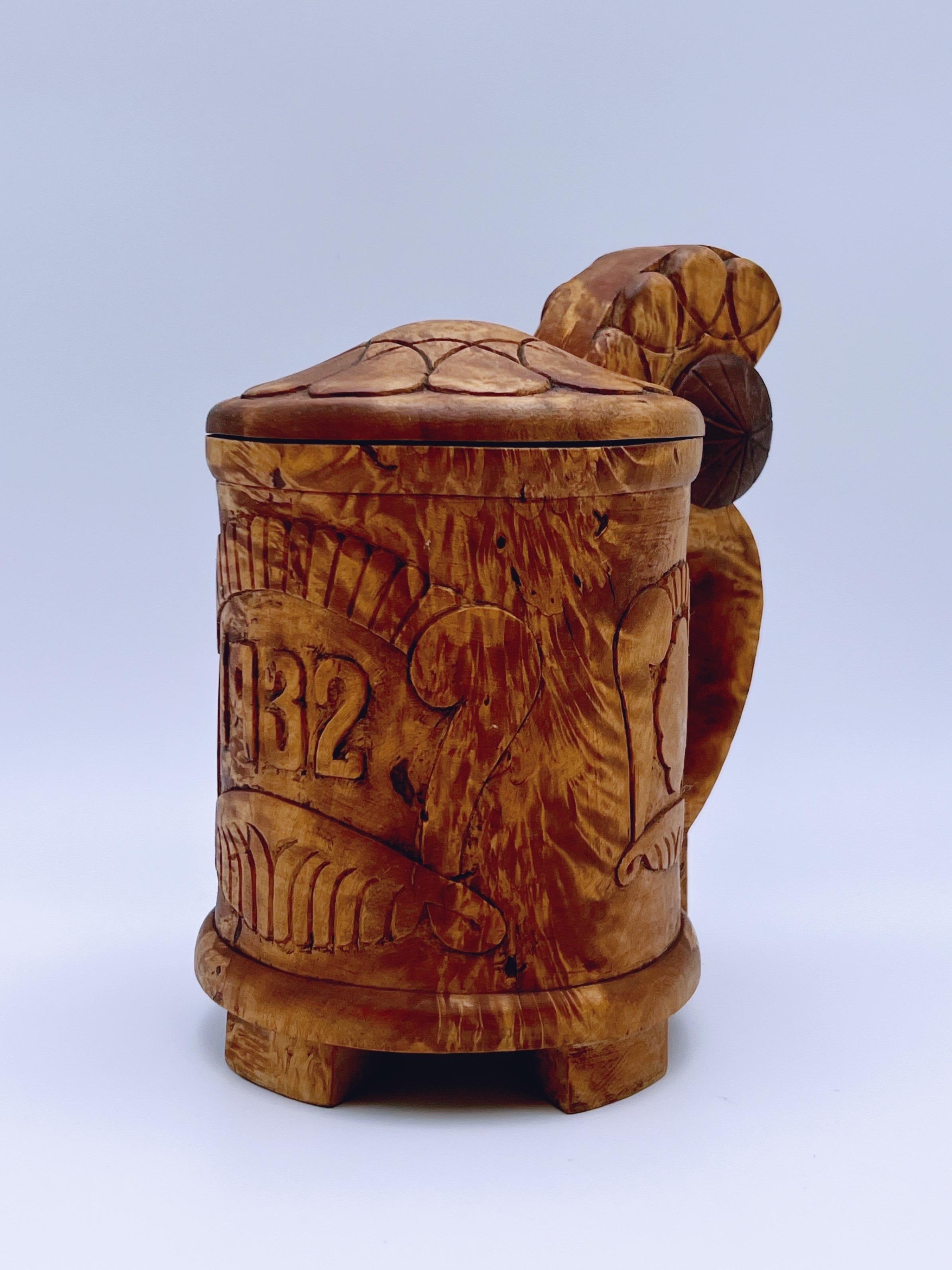 Dated 1932 Norwegian hand-crafted birch wood  jug / tankard, Baroque style For Sale 8
