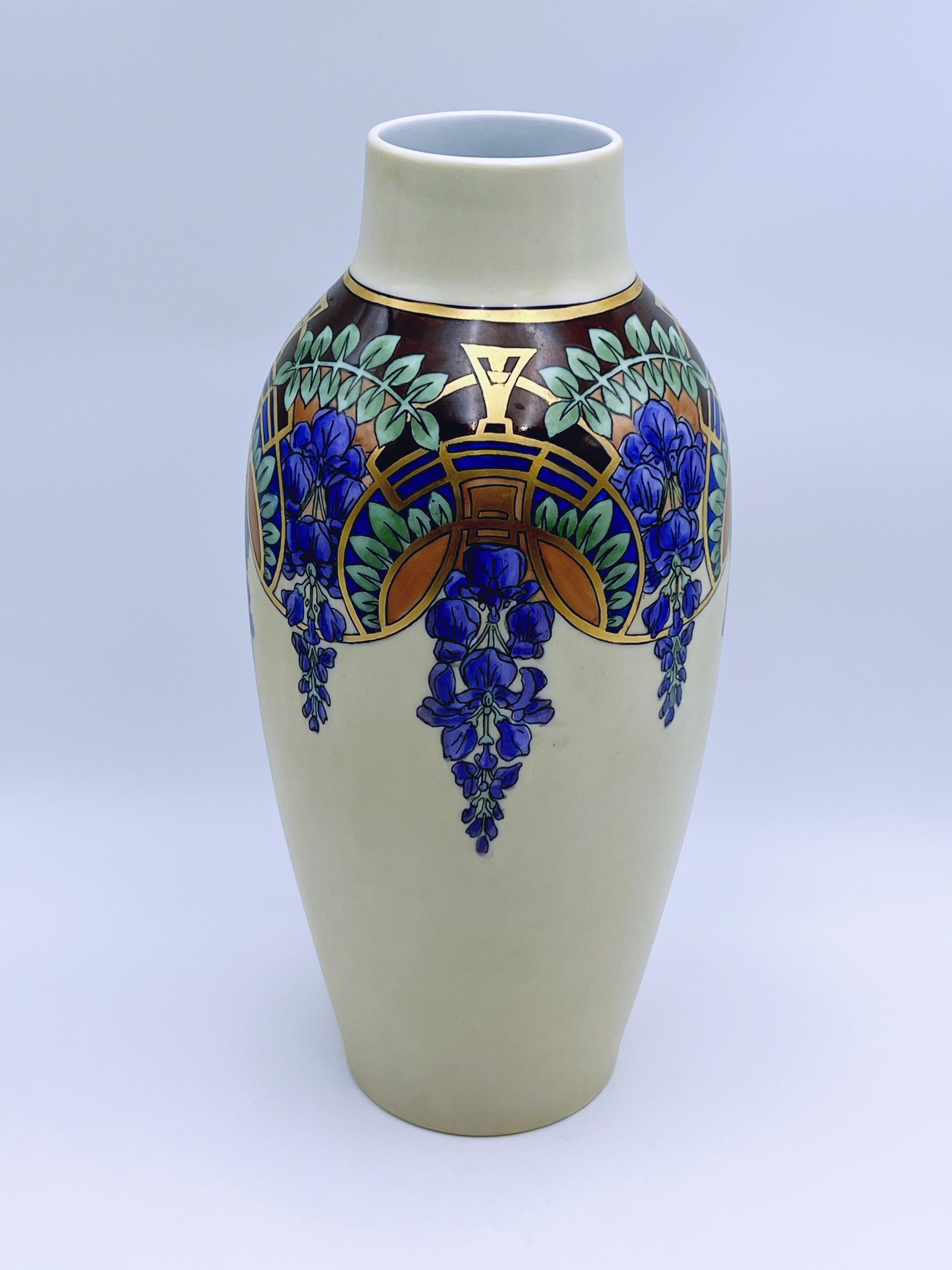 Vase urne Arts & Crafts peint à la main, doré à l'or, signé par l'artiste, daté de 1932 en vente 8