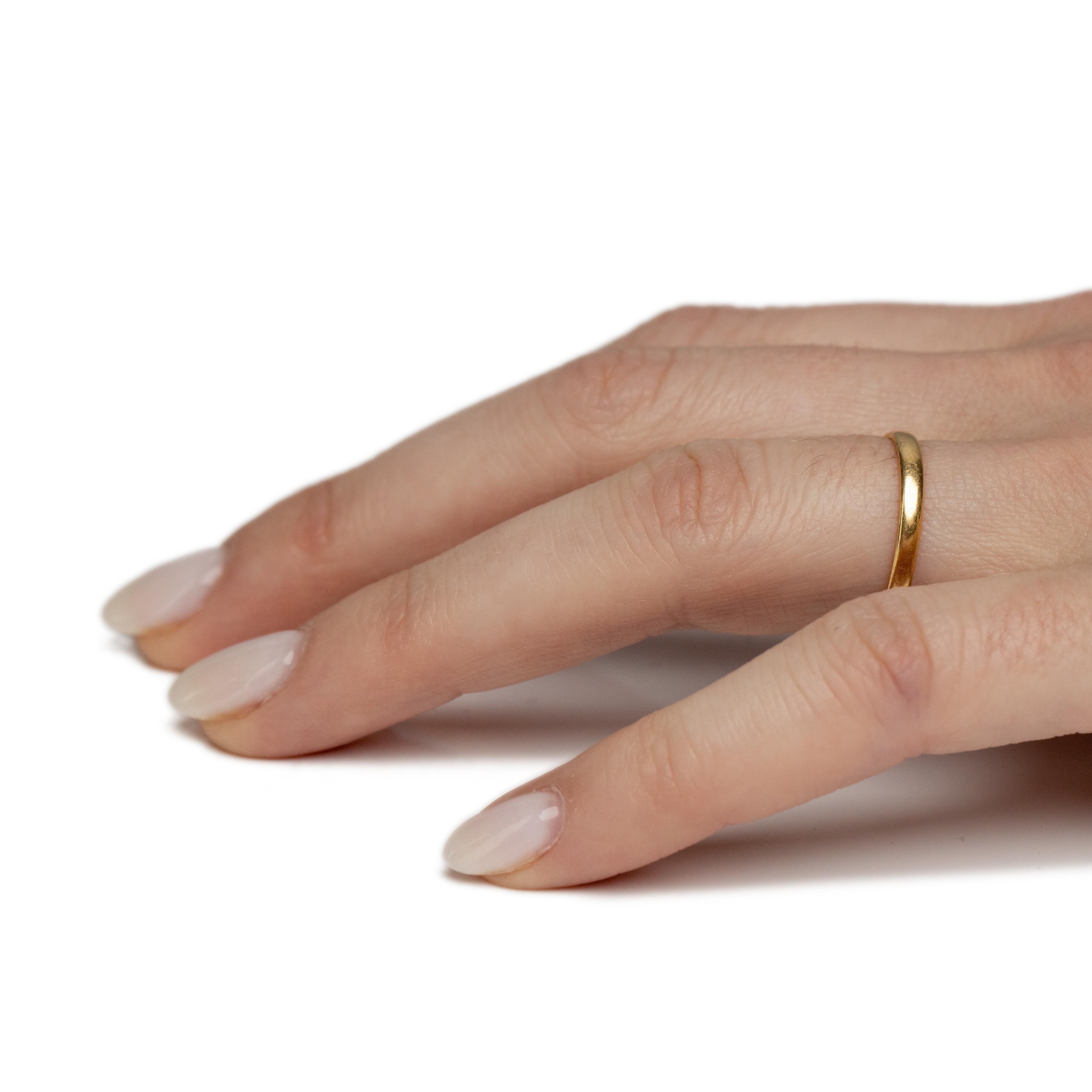 Women's or Men's Dated 1941's 18K Yellow Gold British Hallmarked 1865 Antique Stackable Band