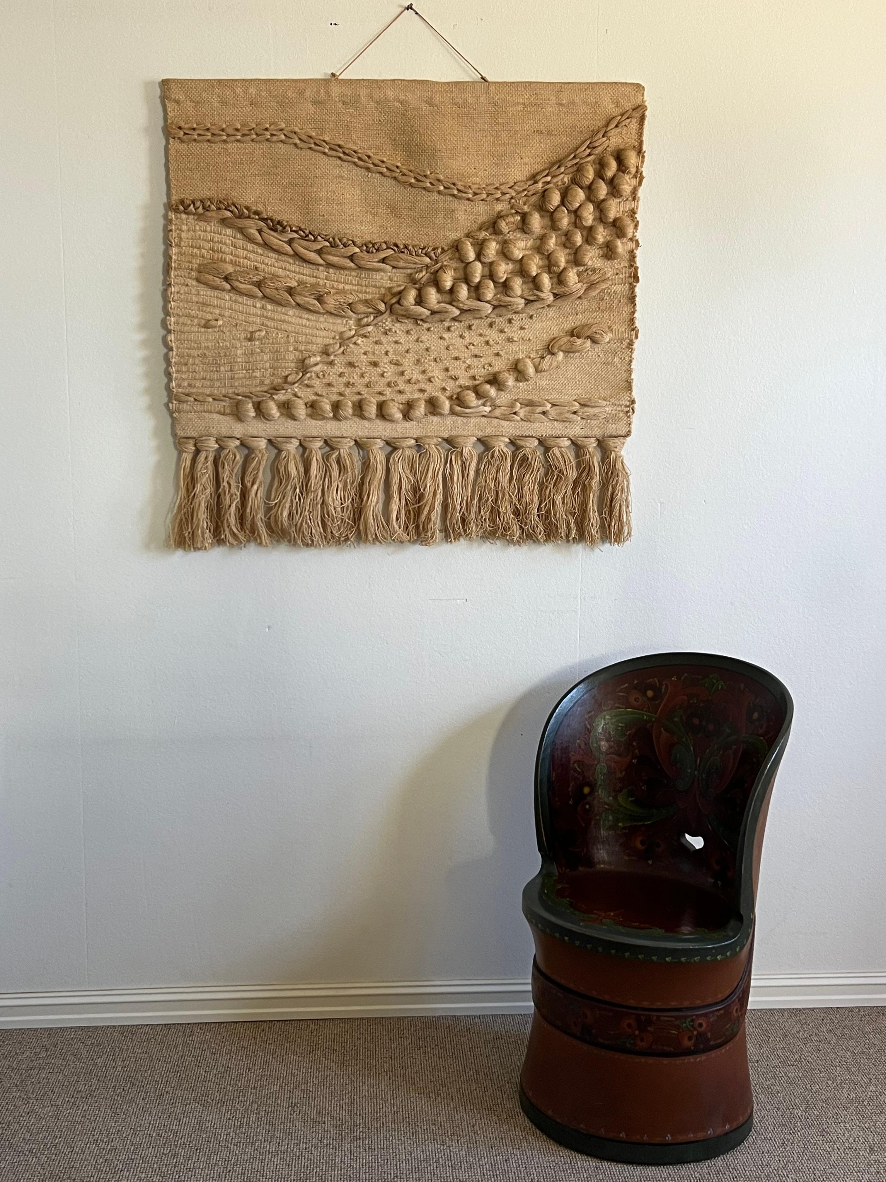 Datiert 1951 Seltener Kubbestol, Telemark Rosemaling von Jon Gjelstad, Norwegen (Volkskunst) im Angebot