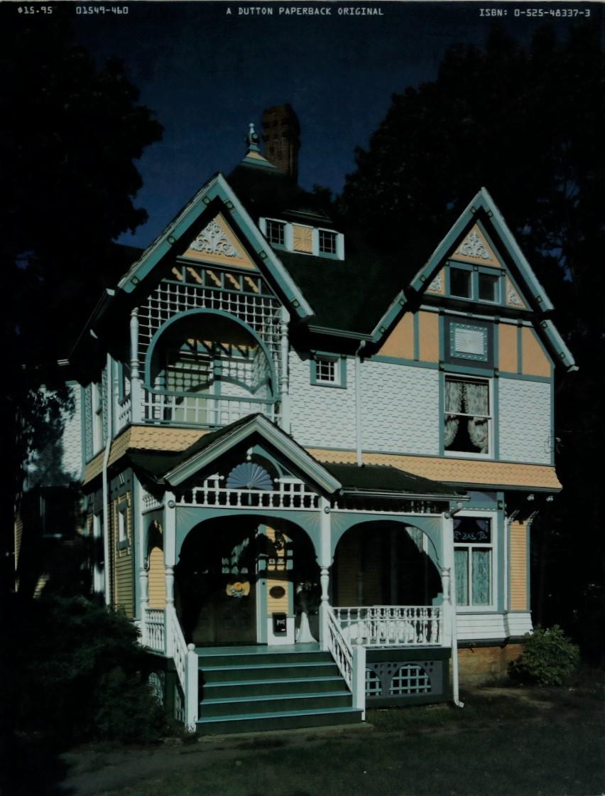 Daughters of Painted Ladies: America's Resplendent Victorians by Elizabeth Pomada and Michael Larsen. Photographs by Douglas Keister. A tour of the astonishing and stunning newly painted Victorian homes now beautifying all of the United States as