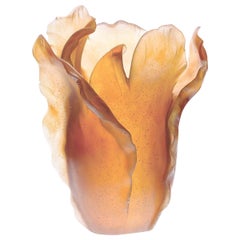 Grand vase à tulipe en verre d'art plombé Daum Amber Champagne Pate de Cristal