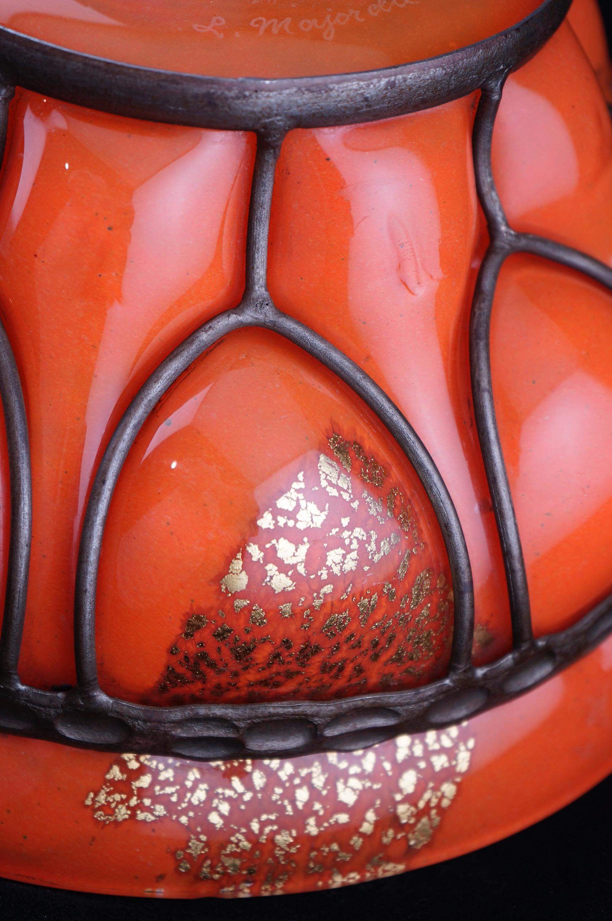 Daum and Majorelle Art Deco Glass Bowl in Wrought Iron Frame In Good Condition For Sale In Sarasota, FL