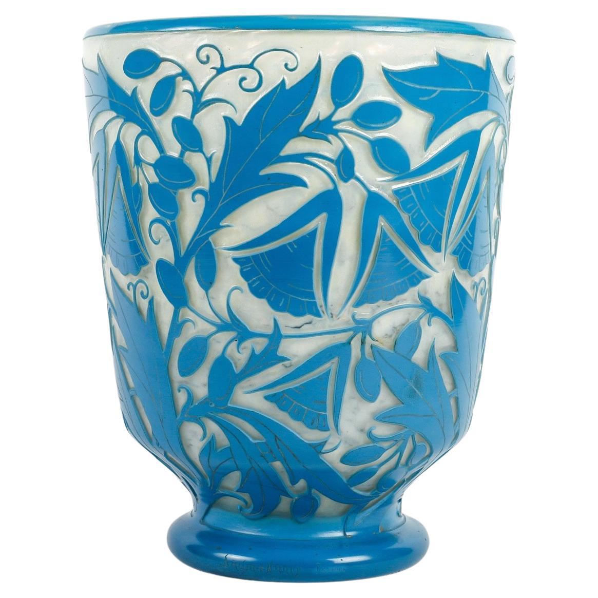 Daum Art Deco Acid-Etched "Campanulas" Glass Vase, circa 1930