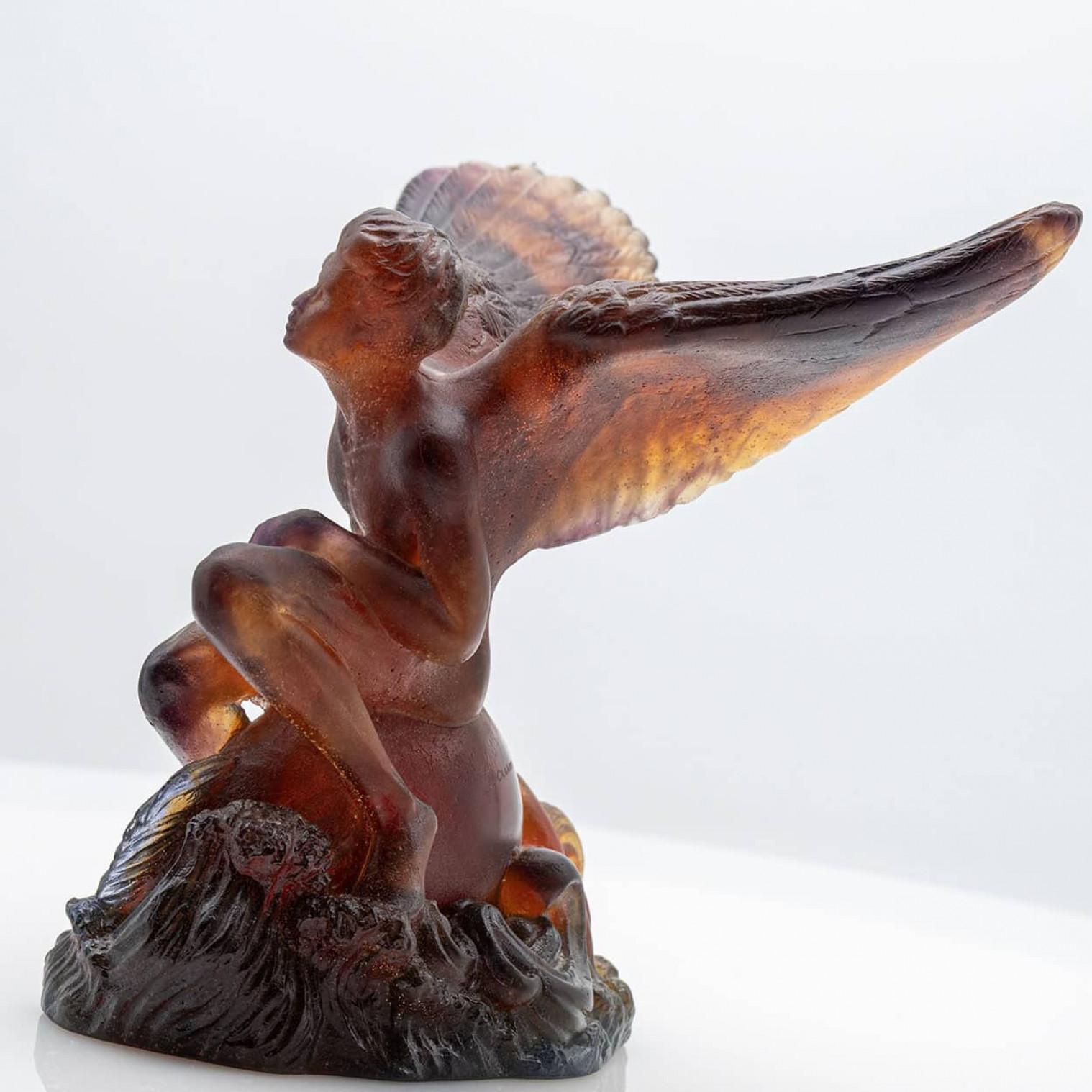 Daum Kunstglas Engel Skulptur Mythos, Rotbraun, Frankreich 1970 (Sonstiges) im Angebot