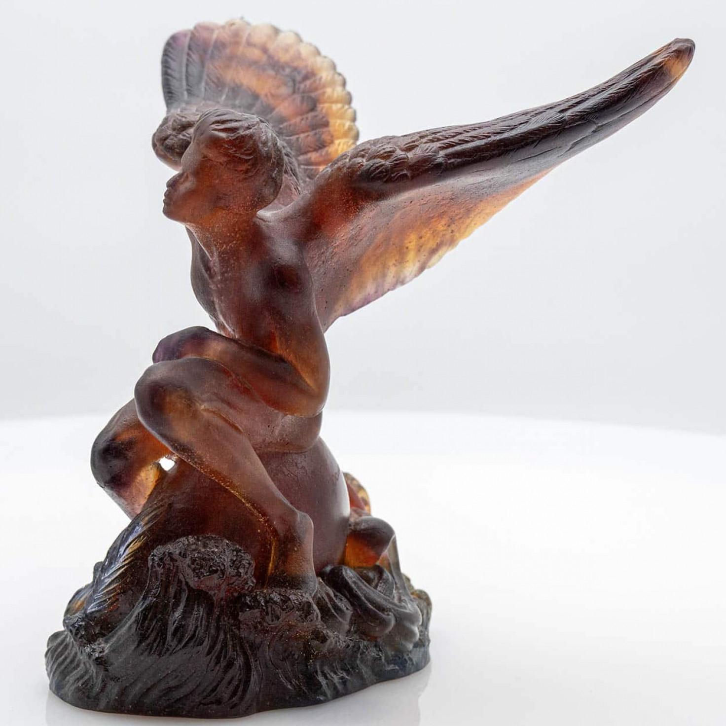 Daum Kunstglas Engel Skulptur Mythos, Rotbraun, Frankreich 1970 (Glaskunst) im Angebot