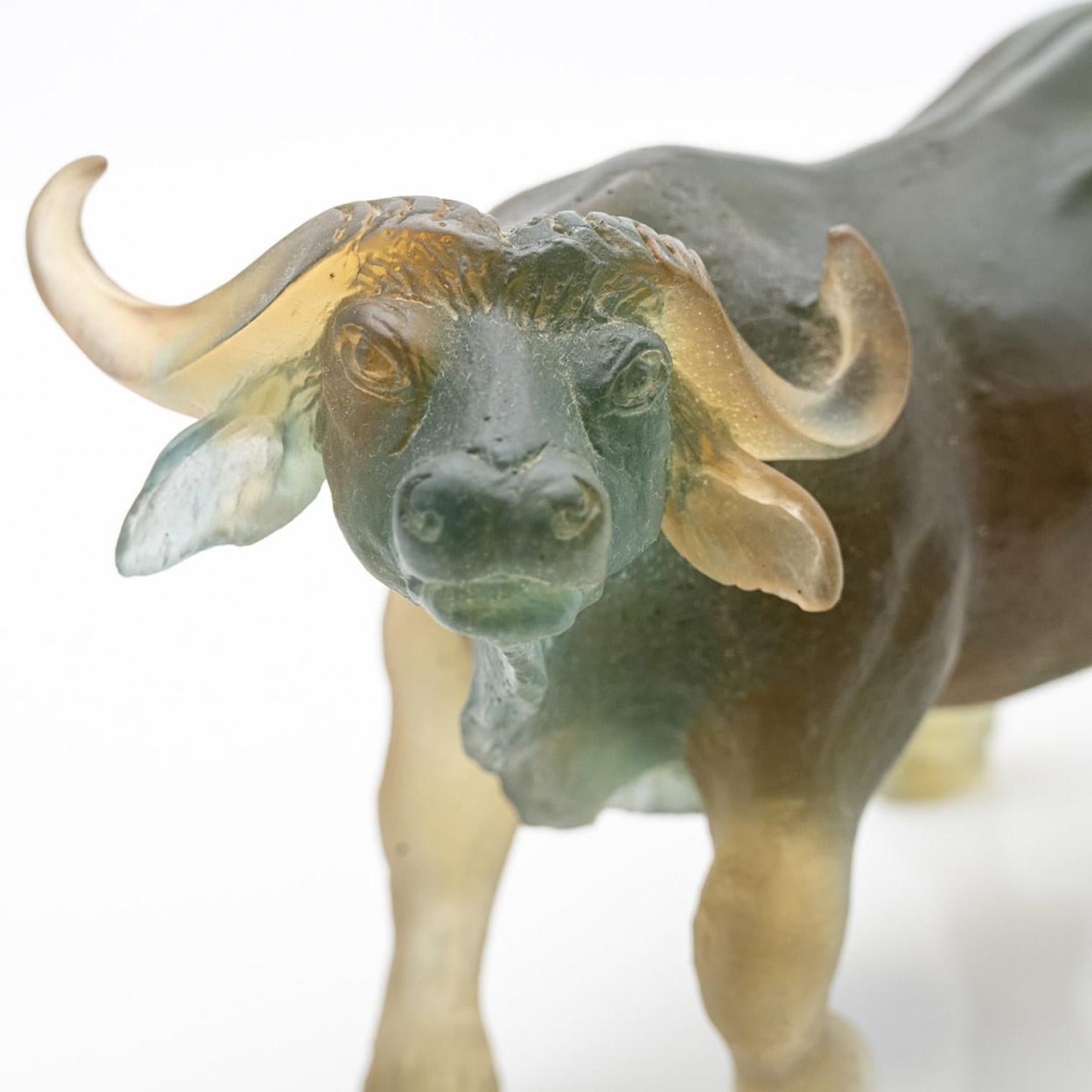Daum Kunstglas Büffelskulptur, Frankreich (Ende des 20. Jahrhunderts) im Angebot