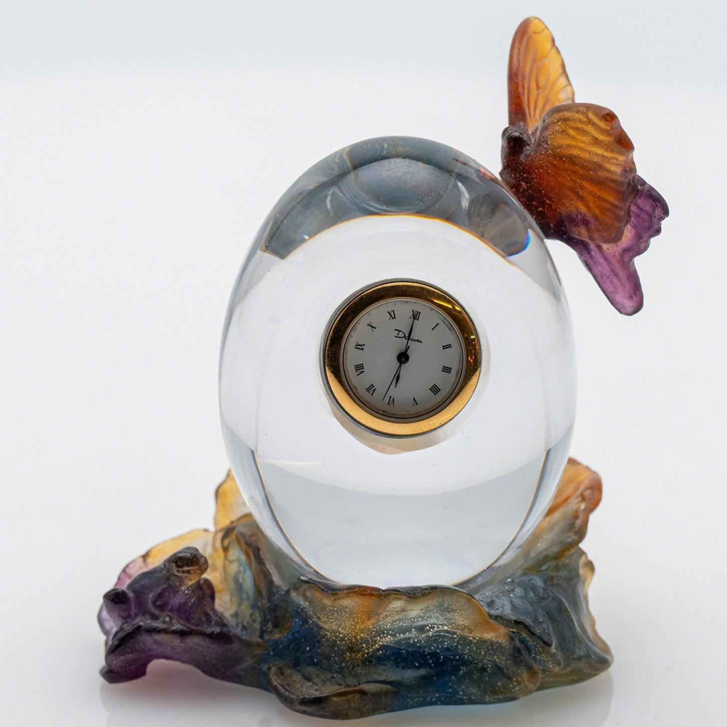 Objeto decorativo bola de cristal de mariposa de Daum Art Glass, Francia en venta 1