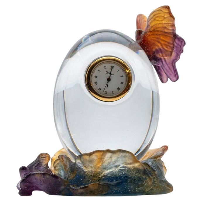 Objeto decorativo bola de cristal de mariposa de Daum Art Glass, Francia en venta